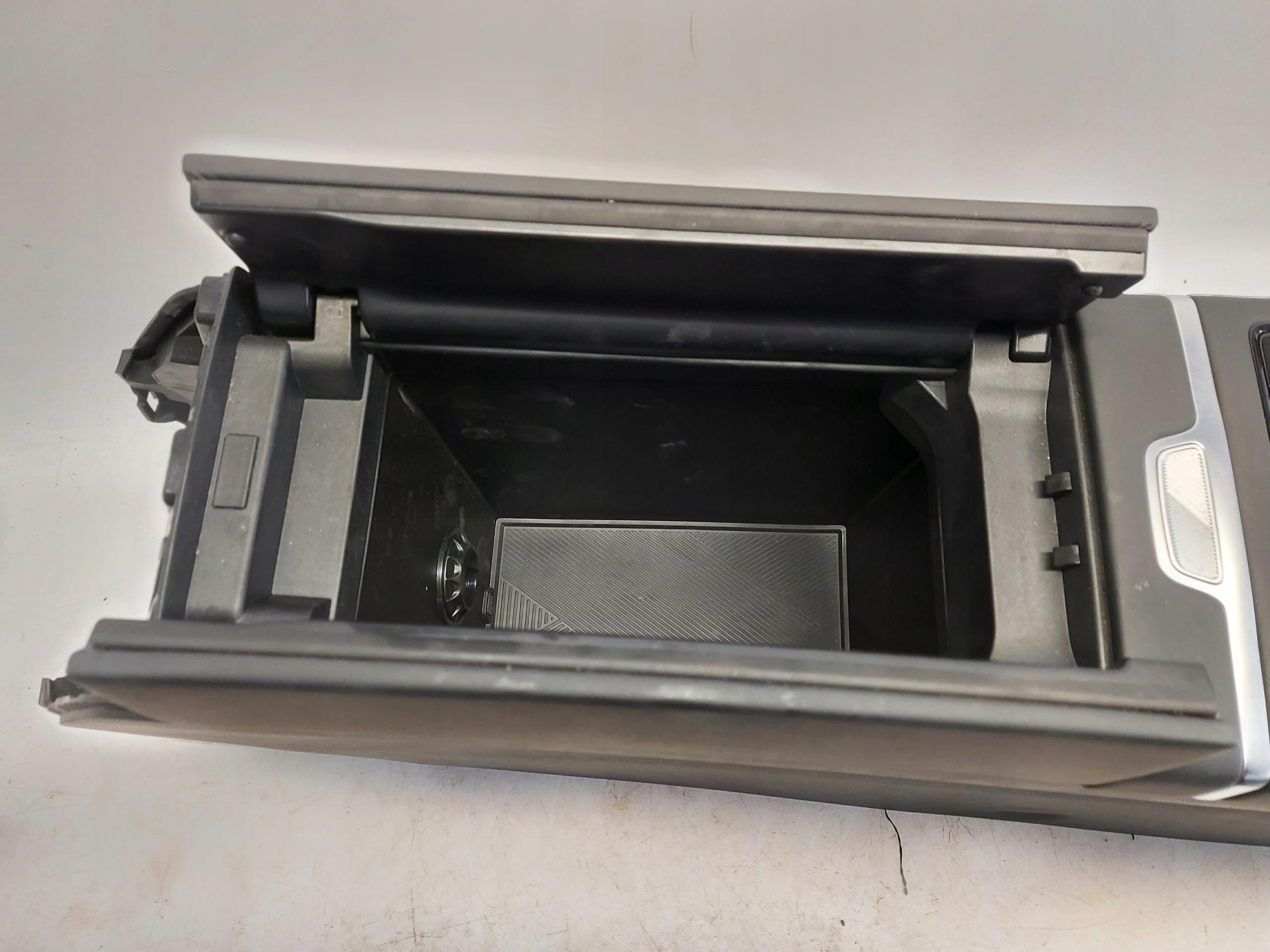 Cherry Jaecoo 7 PHEV 2025r Tunel central armrest 401004001AA