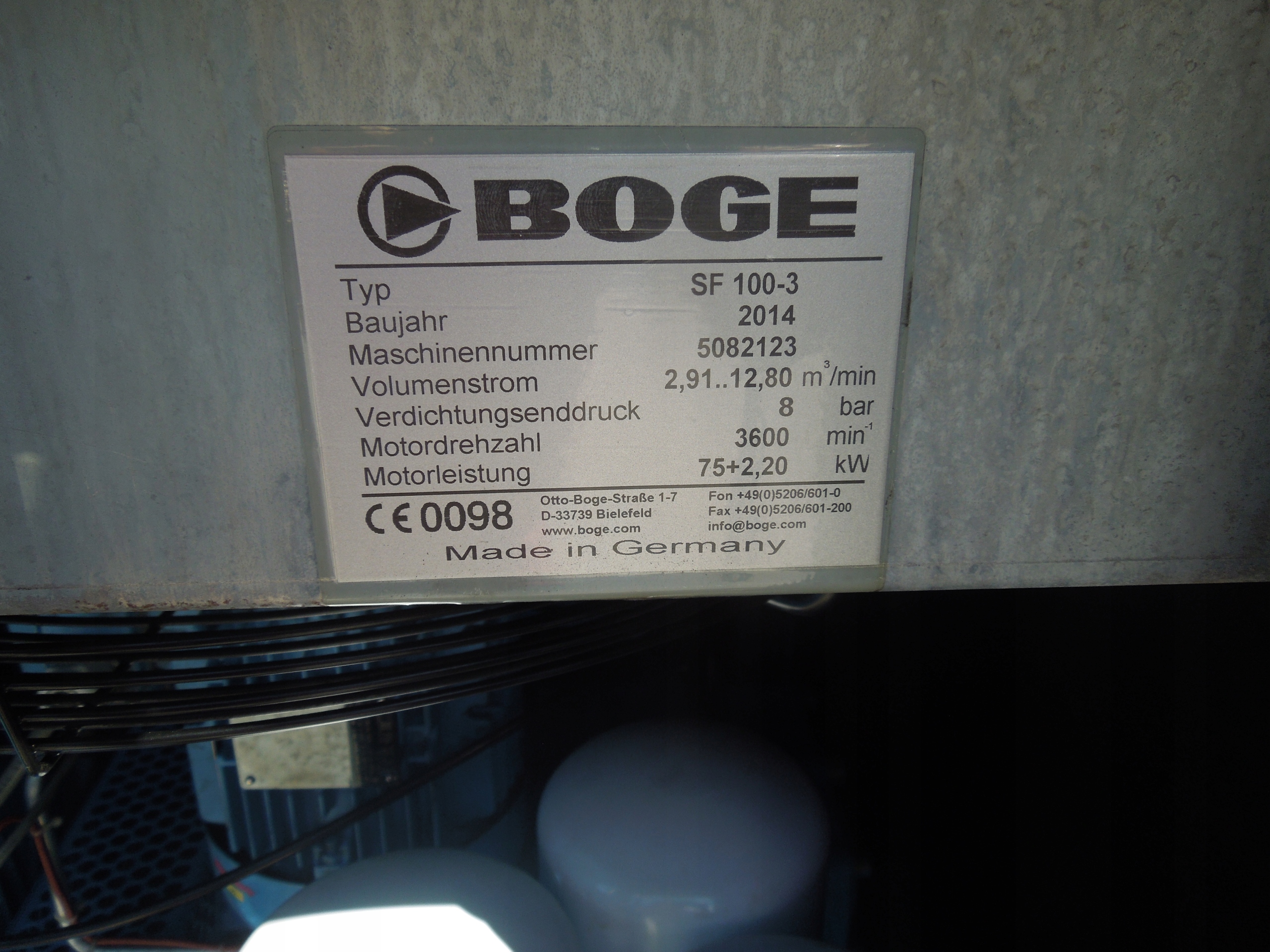 SPRĘŻARKA ŚRUBOWA BOGE SF100-3 75KW FALOWNIK Model ssf100