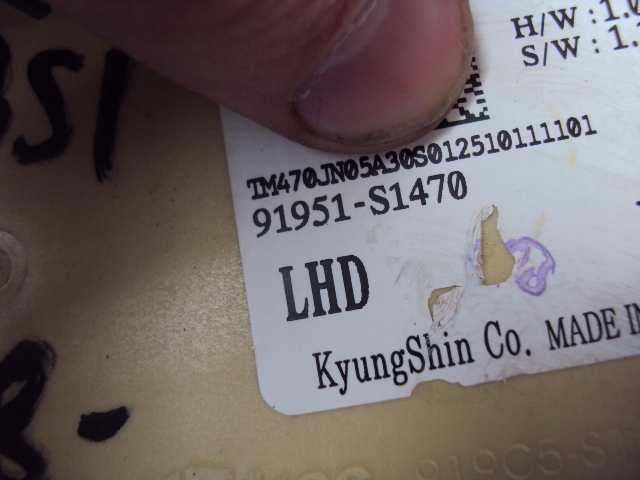 SKRZYNKA BEZPIECZNIKÓW HYUNDAI SANTA FE IV 2018- Typ samochodu 4x4/SUV Samochody osobowe