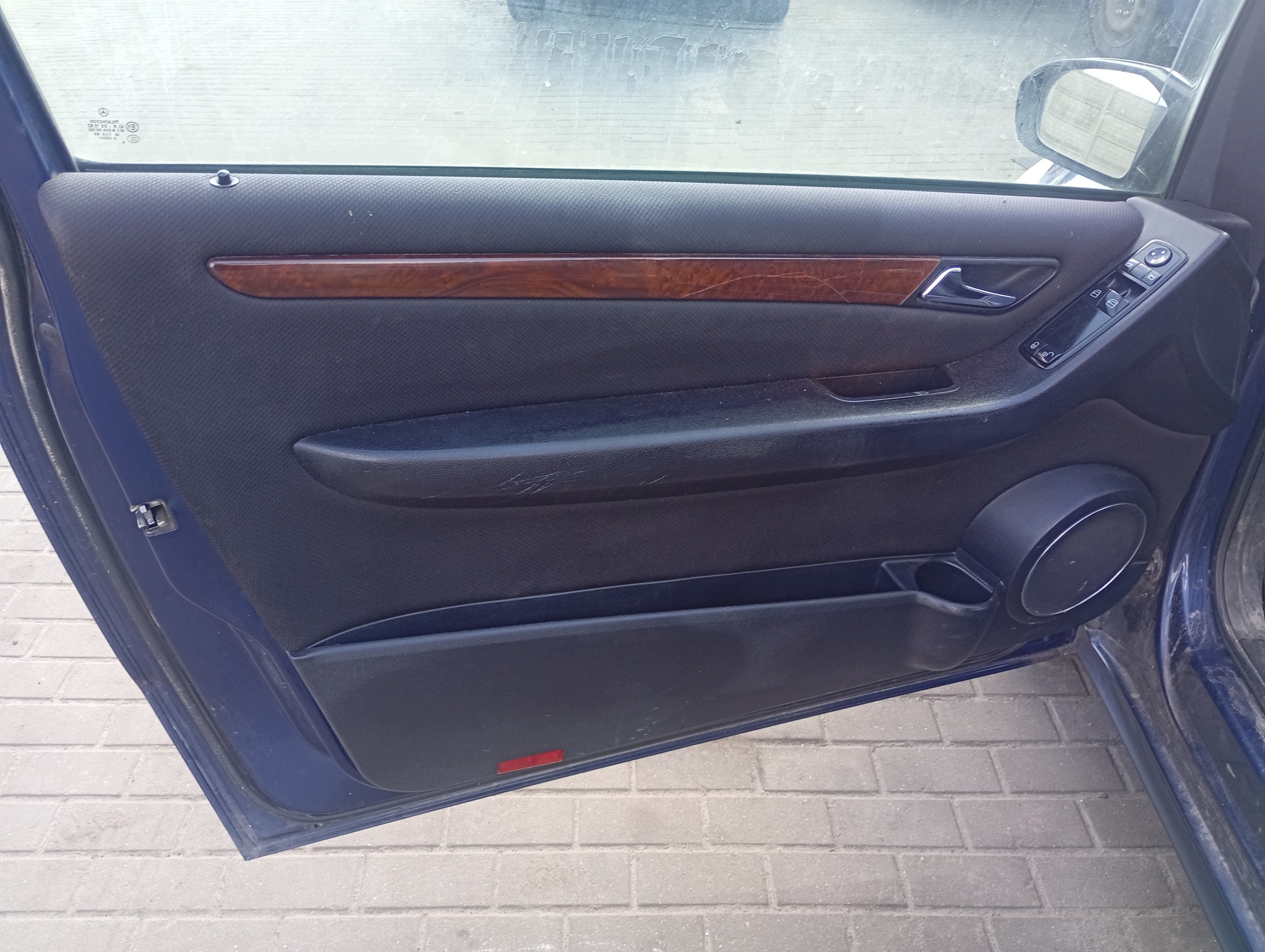 upholstery side left front Mercedes A-KLASA W169 04-12