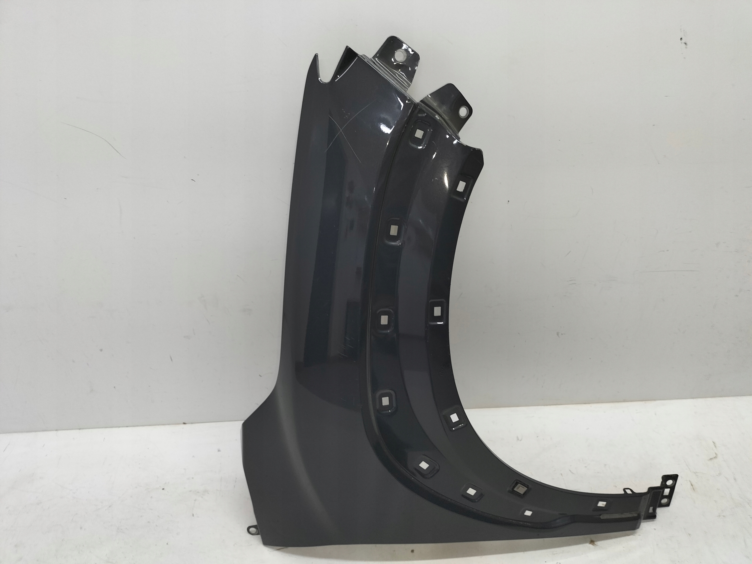 fender front front right HYUNDAI KONA and 17