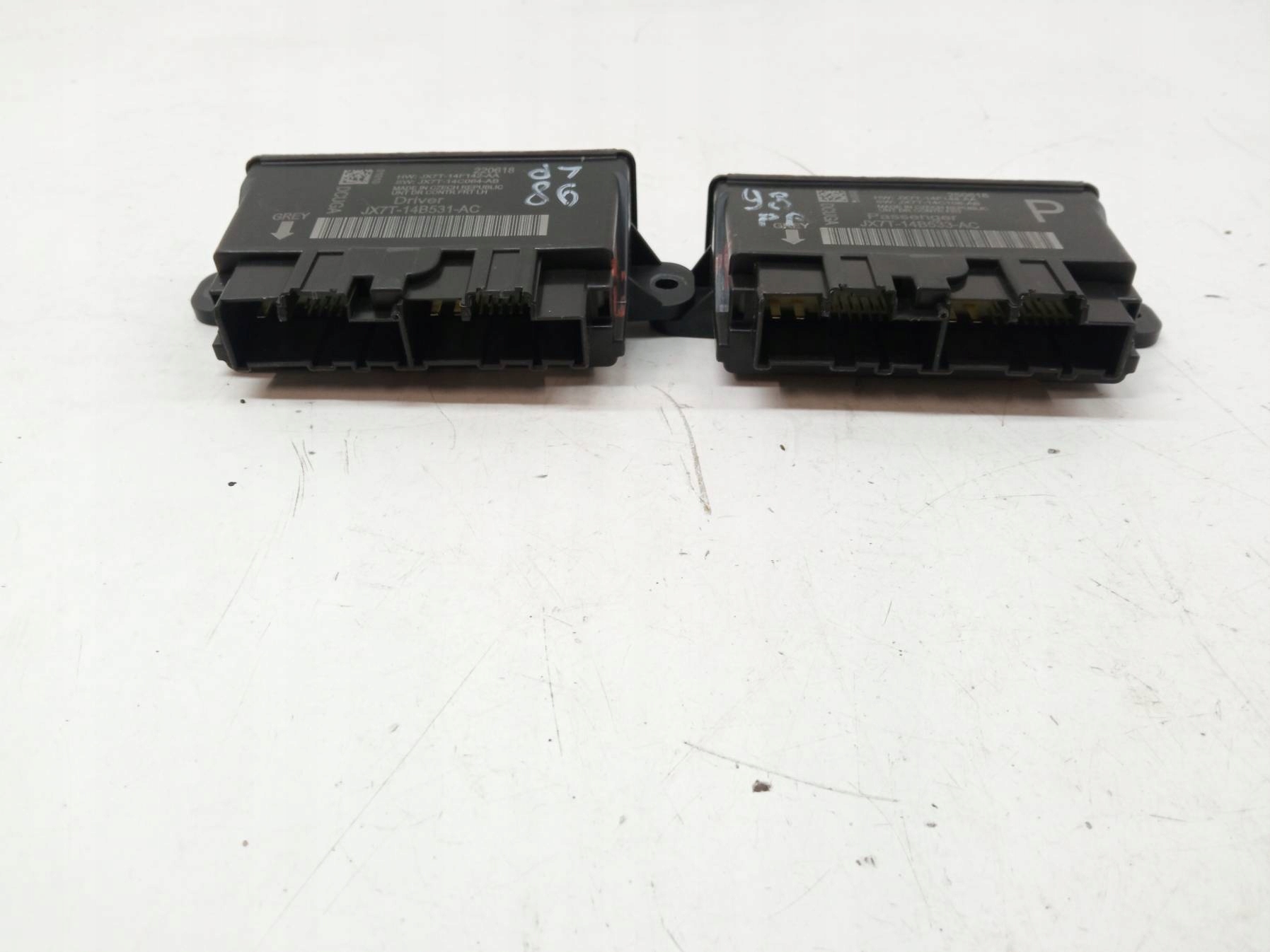 module door KPL JX7T-14F142-AA JX7T-14F144-AA Ford Focus MK4 (2018- )