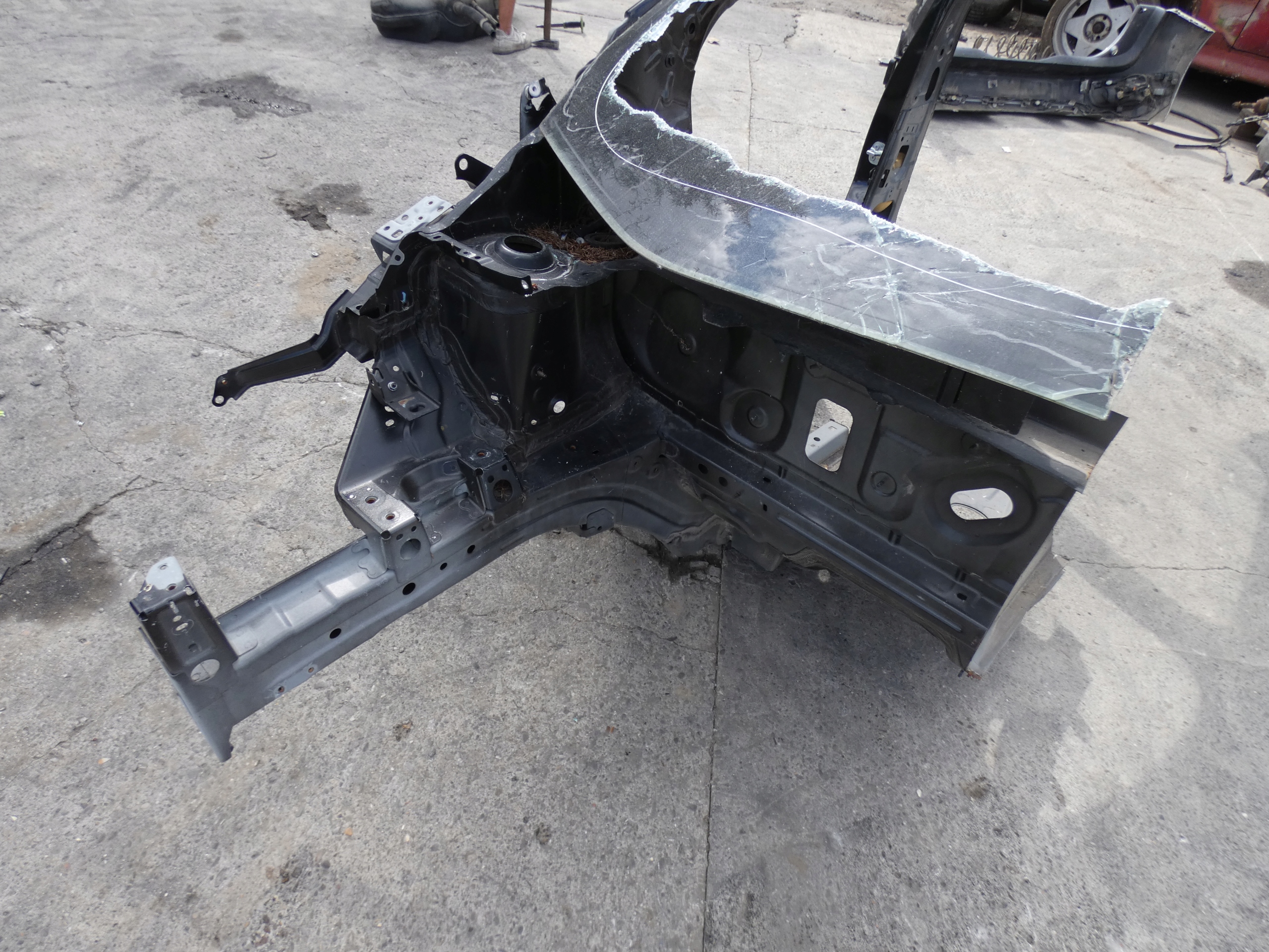 quarter quarter right front NISSAN MICRA K14 16