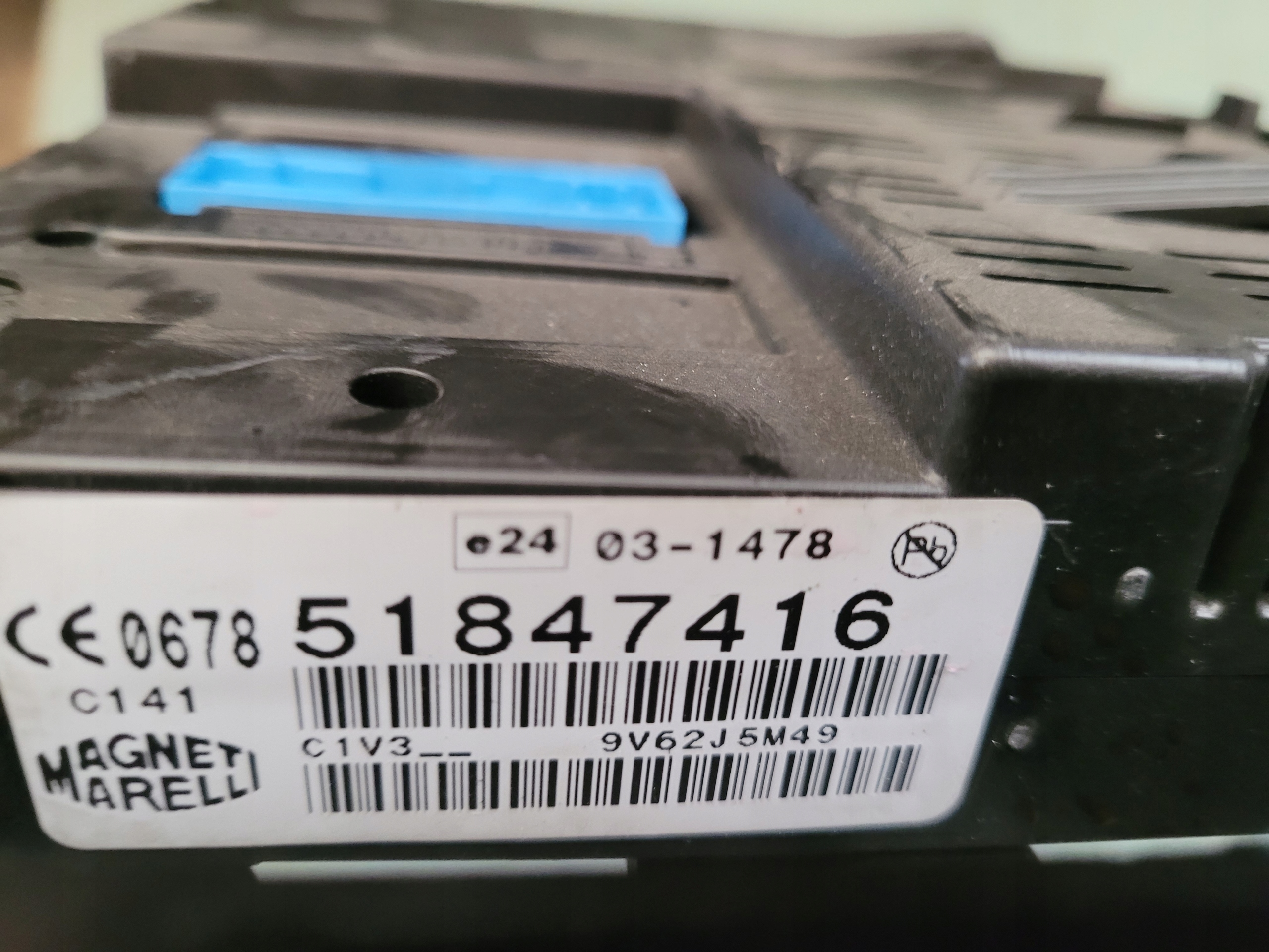 FIAT LANCIA MODUŁ BLUE&ME 51847416 Producent części Fiat OE