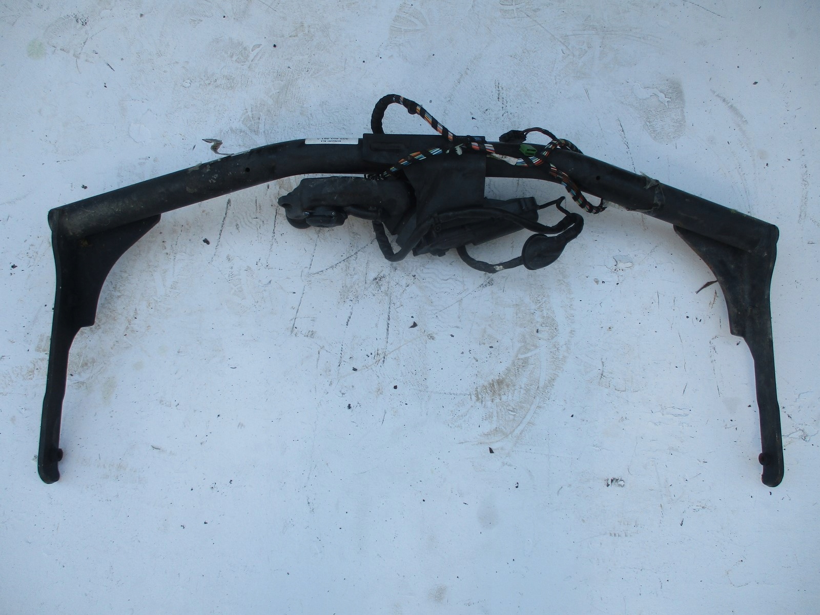 tow VW PASSAT B8 3G9 3G9803881A