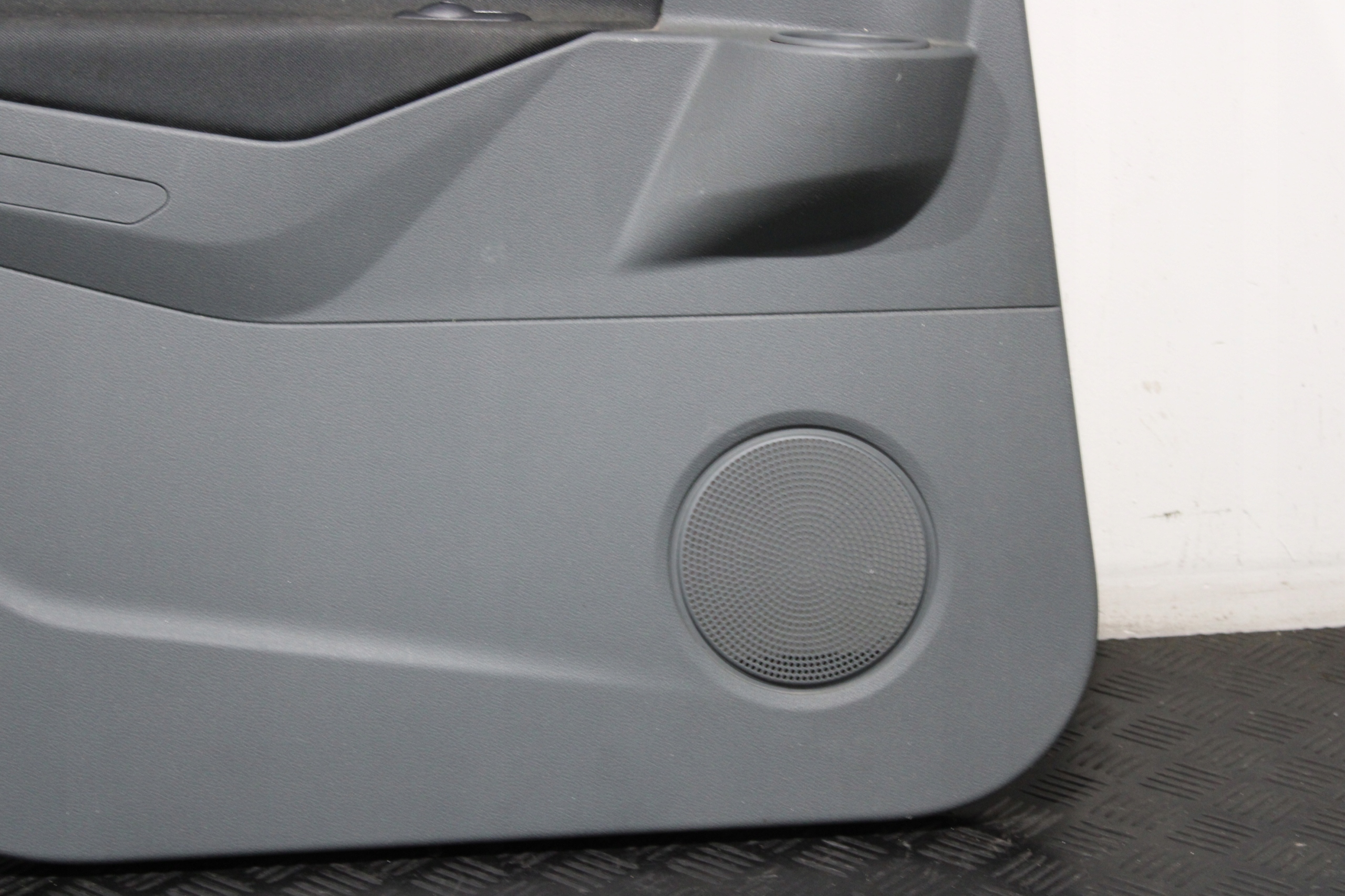 upholstery side door left rear part FORD GRAND C-MAX MK2