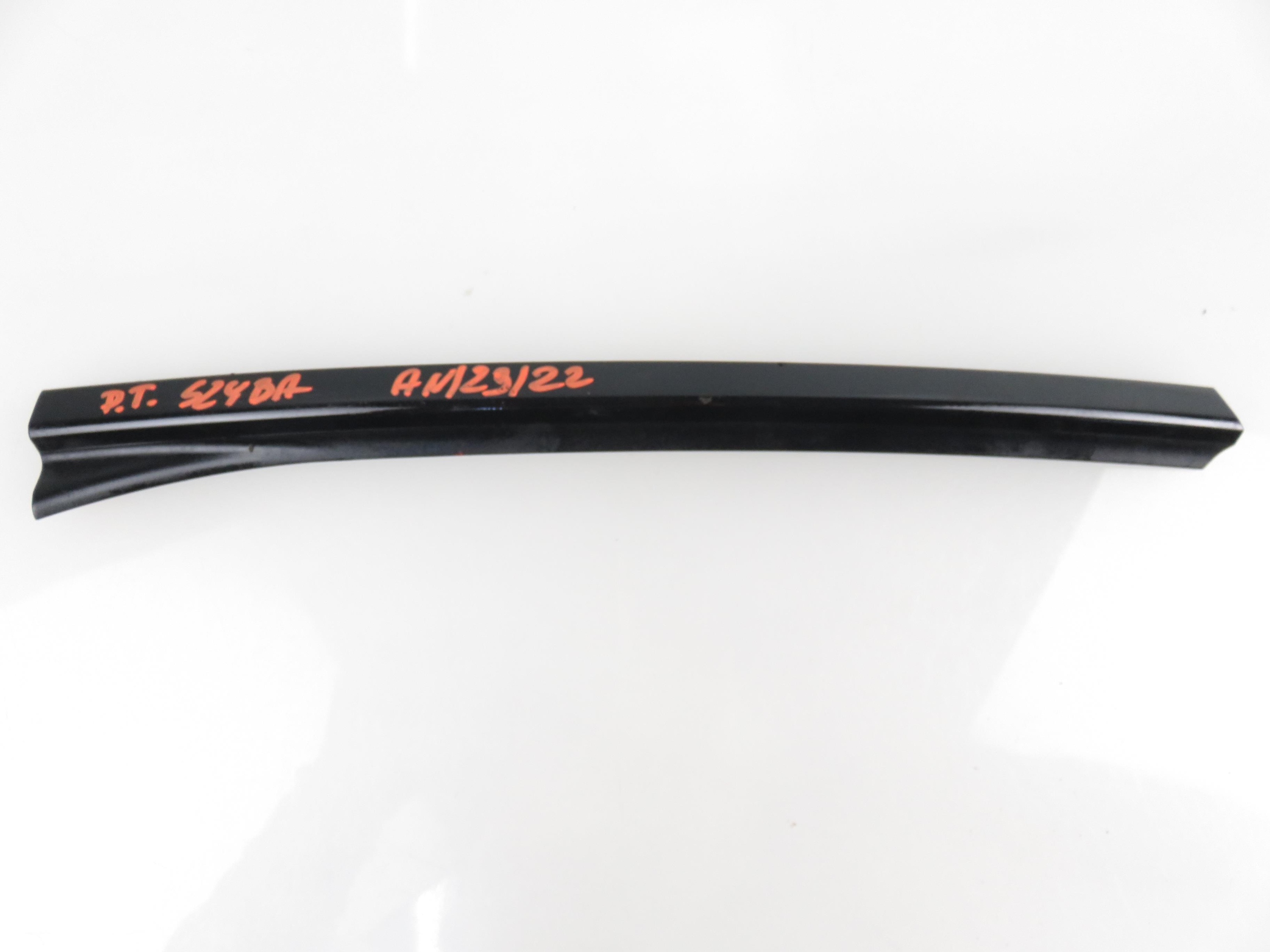 LISTWA SZYBY TYŁ MINI MINI CLUBMAN (R55)