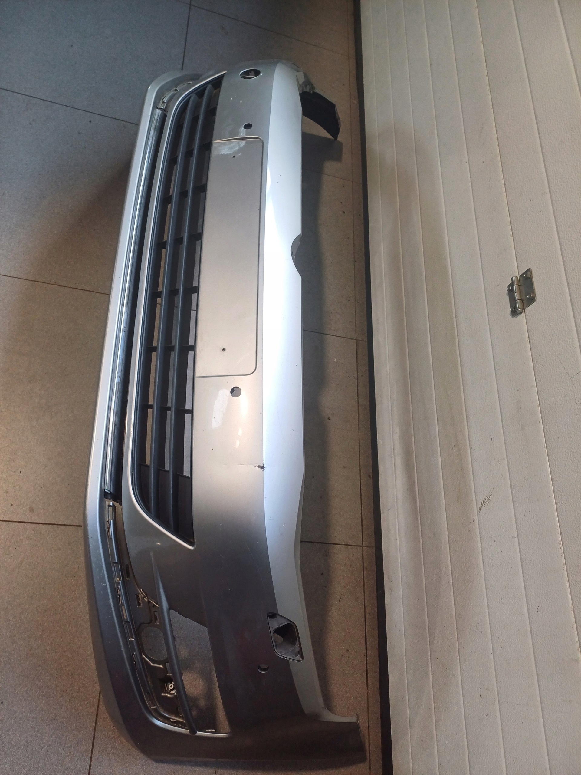nárazník předek přední VW GOLF 7 VII 5G0807221 4 X PDC