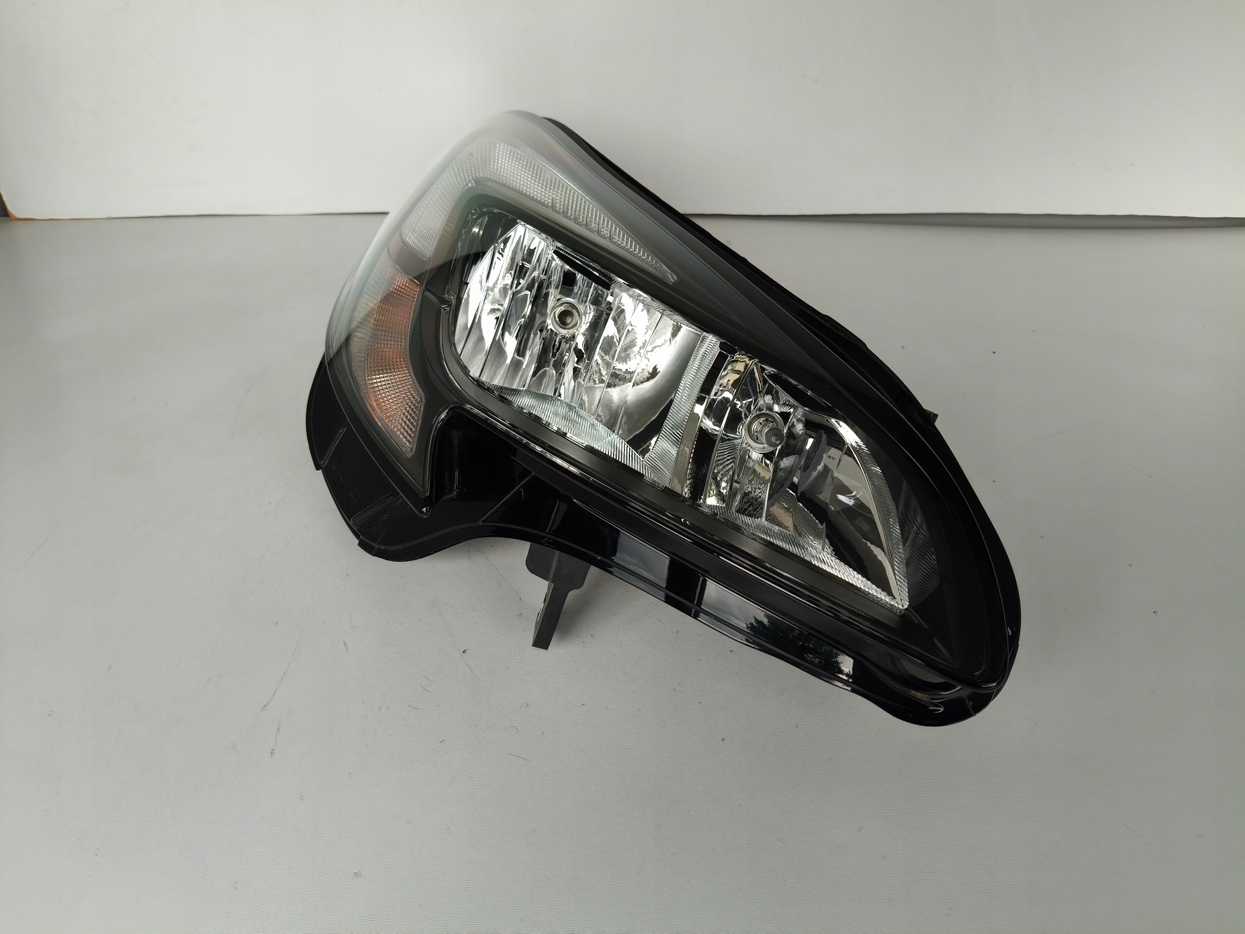 Licht rechts REFLEKTOR OPEL CORSA E 14