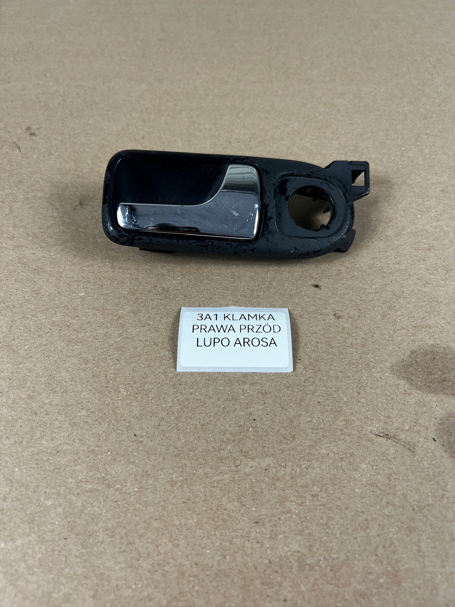 KLAMKA WEWNĘTRZNA PRZÓD PRAWA VW LUPO 6X0837114C