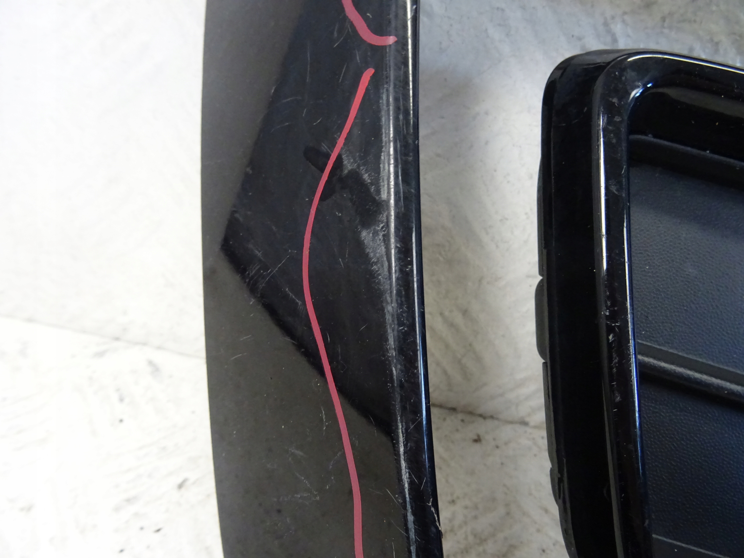 grid of a bumper front front left VW PASSAT B8 LIFT GTE 3G0853793B