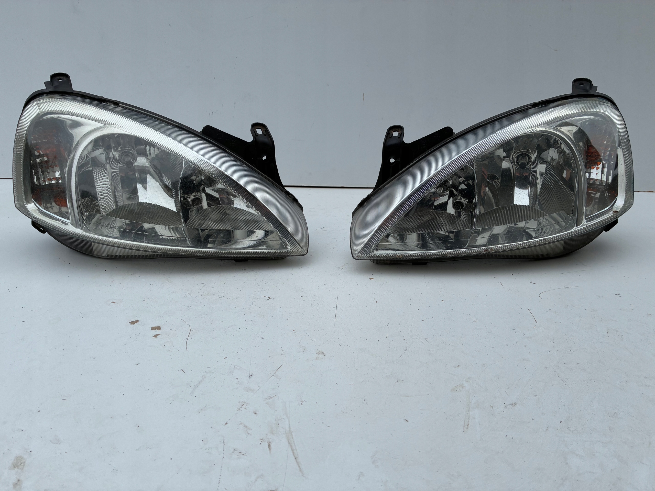 světlo Reflektor předek pravý levý Opel CORSA COMBO C Lift