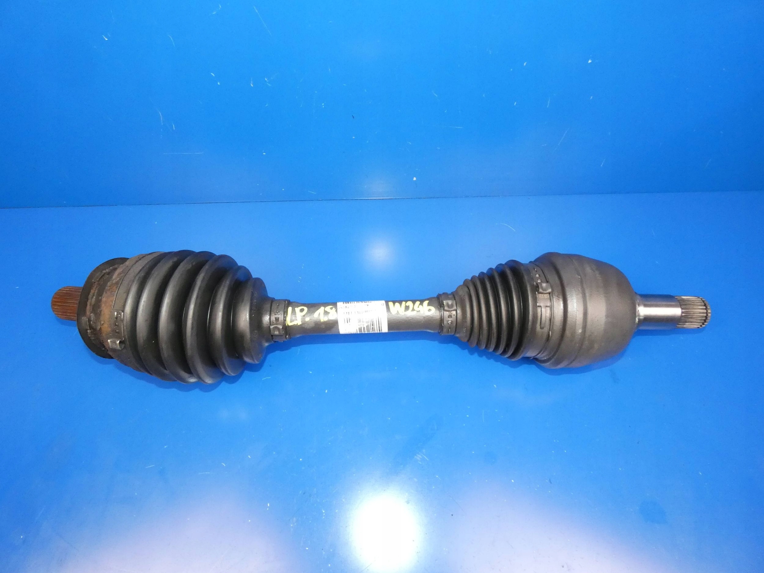 MERCEDES B KLASA W246 1.8 2.2 CDI semi-axis left left front front