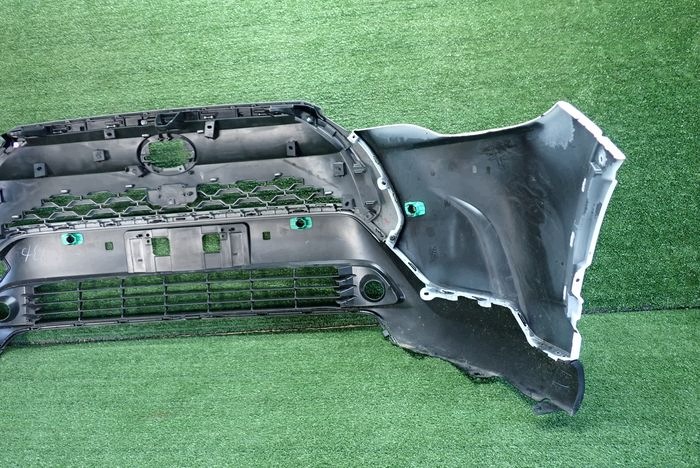 TOYOTA COROLLA CROSS 22- frontstoßstange vorne