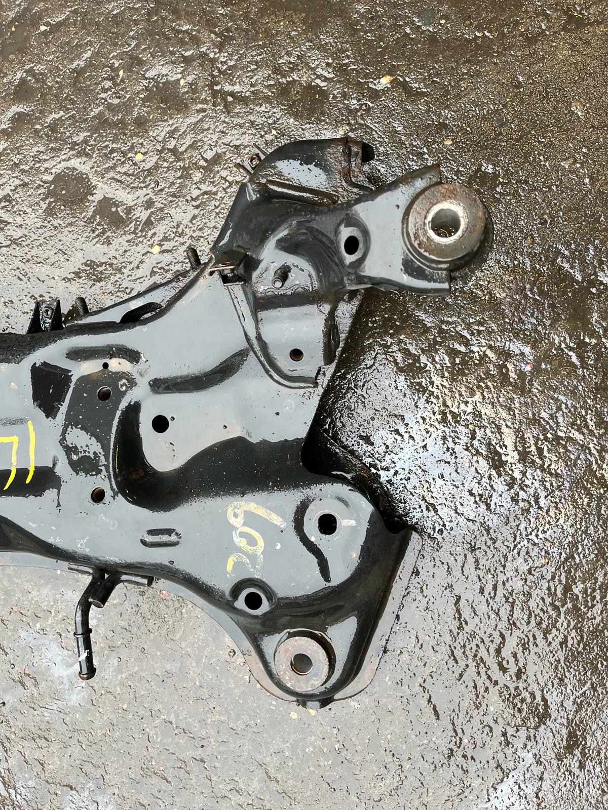 HYUNDAI I40 1,7CRDI axle beam subframe axle beam 2011