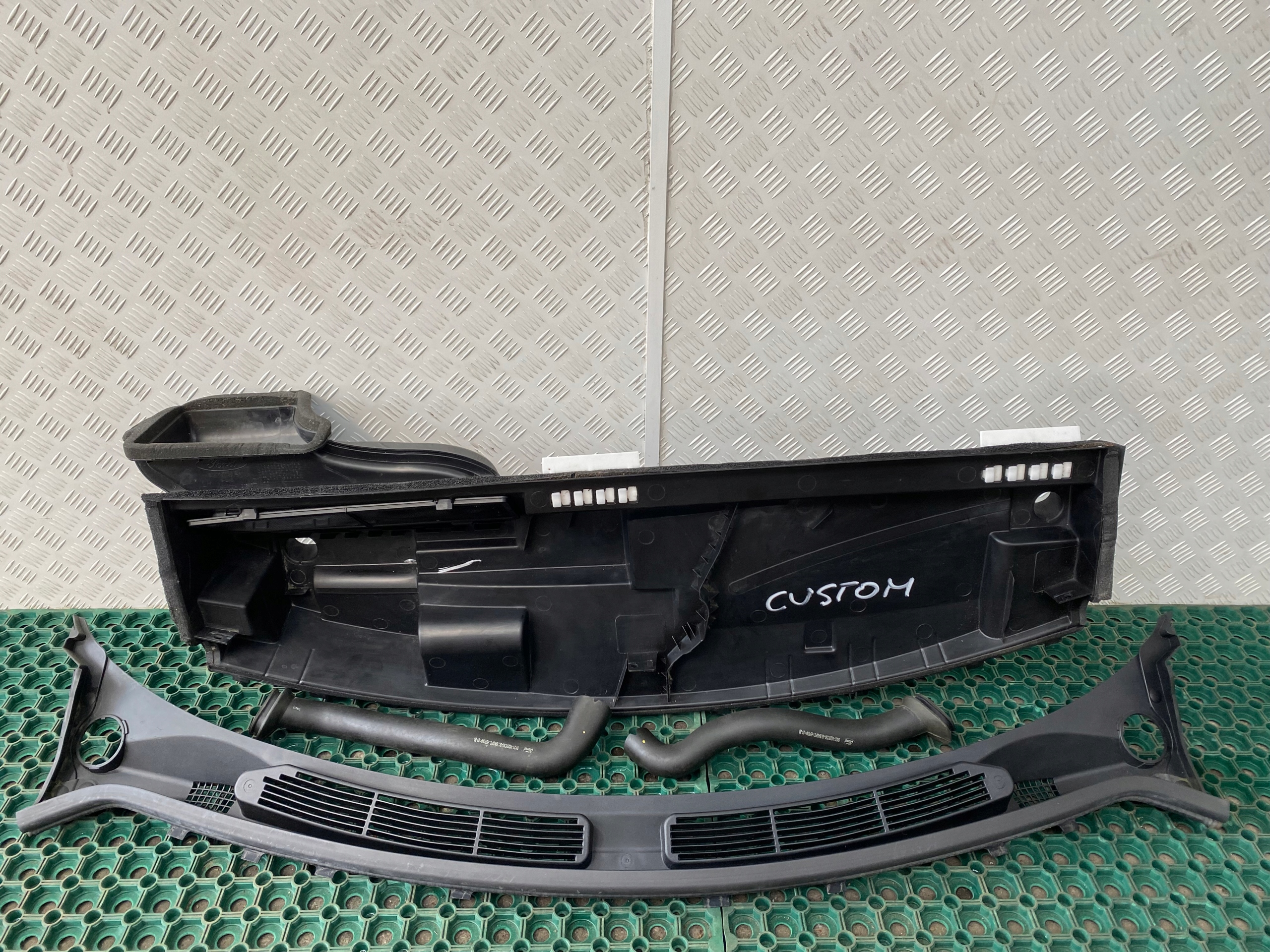 TRANSIT CUSTOM LIFT 19-24 torpedo upper + lower + ODPLYWY KOMPLET EU