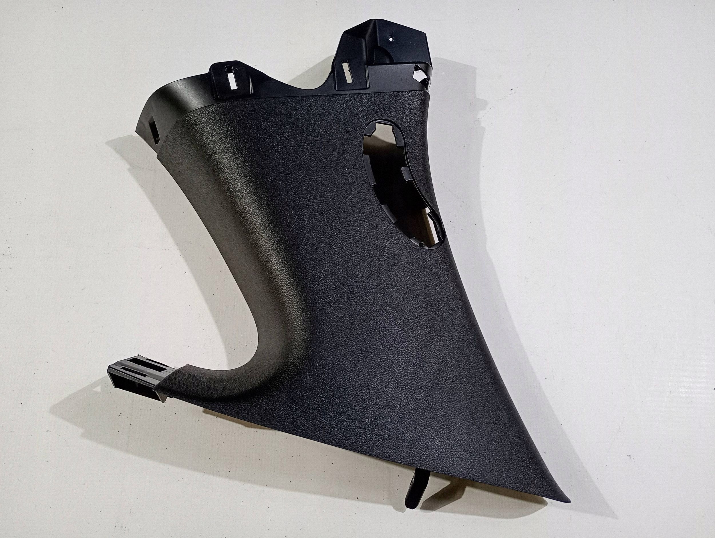 côté/latéral panel couverture montant C droit droite Dodge Durango 2021