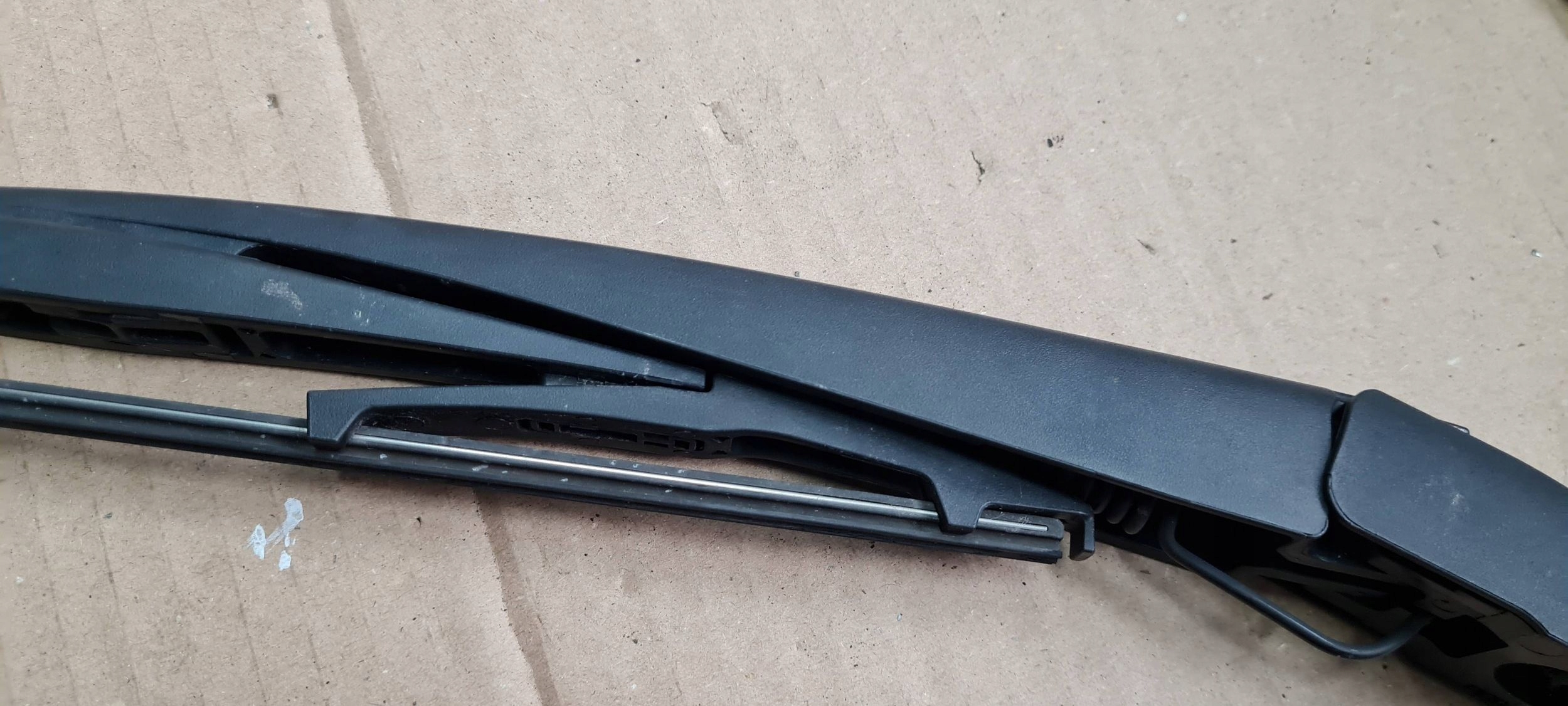 Jeep Grand Cherokee WL 2022 wiper arm rear part bonnet boot