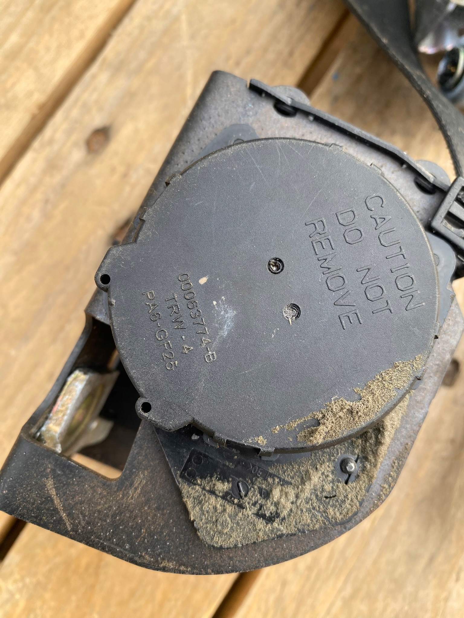 Gurten Sicherheits links heck hinten BMW E65 E66 33018544