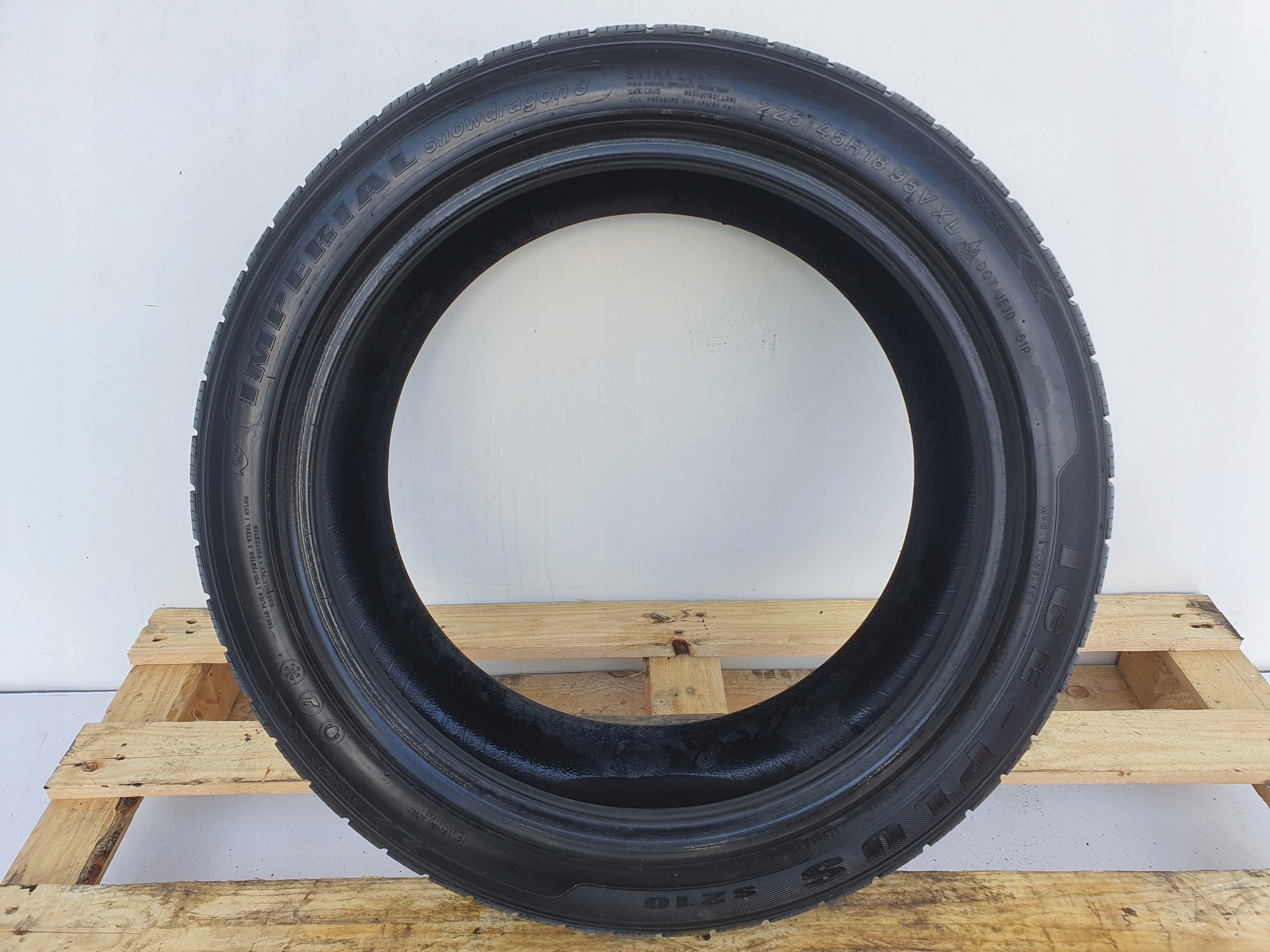 2x OPONY ZIMOWE Imperial ICE-Plus S210 225 45 R 18 Kod producenta IN205