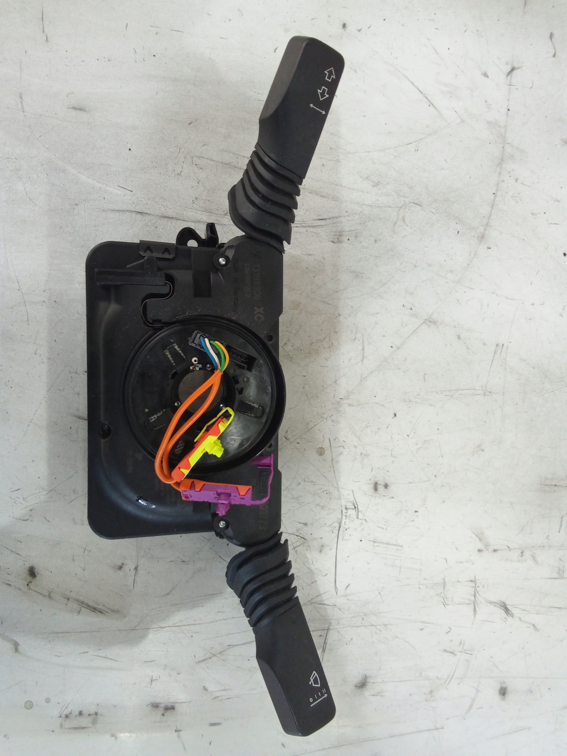 J793 ПЕРЕКЛЮЧАТЕЛЬ КОМБИНИРОВАННЫЙ OPEL ASTRA H 13198906