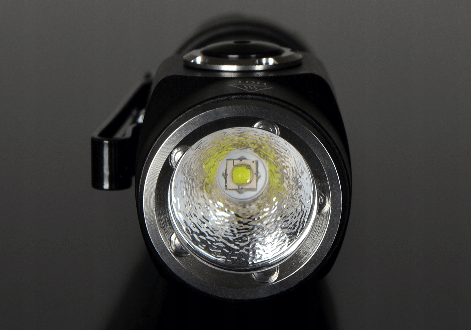 LATARKA KLASYCZNA LED 10W IP68 5700K 600LM USB-C Model VLF-A055