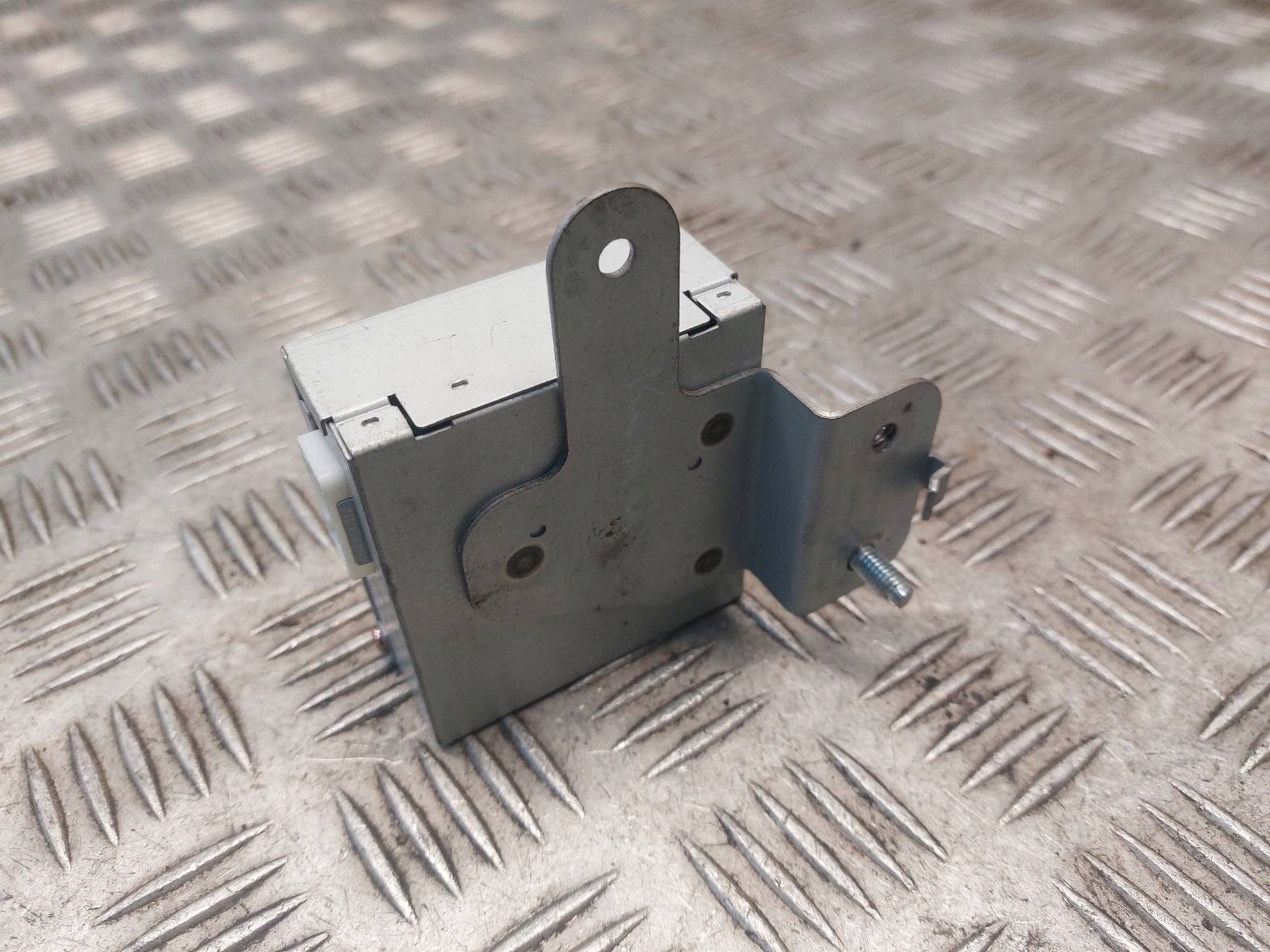 module KAMERY reversing NISSAN MURANO Z50 284A1CB600