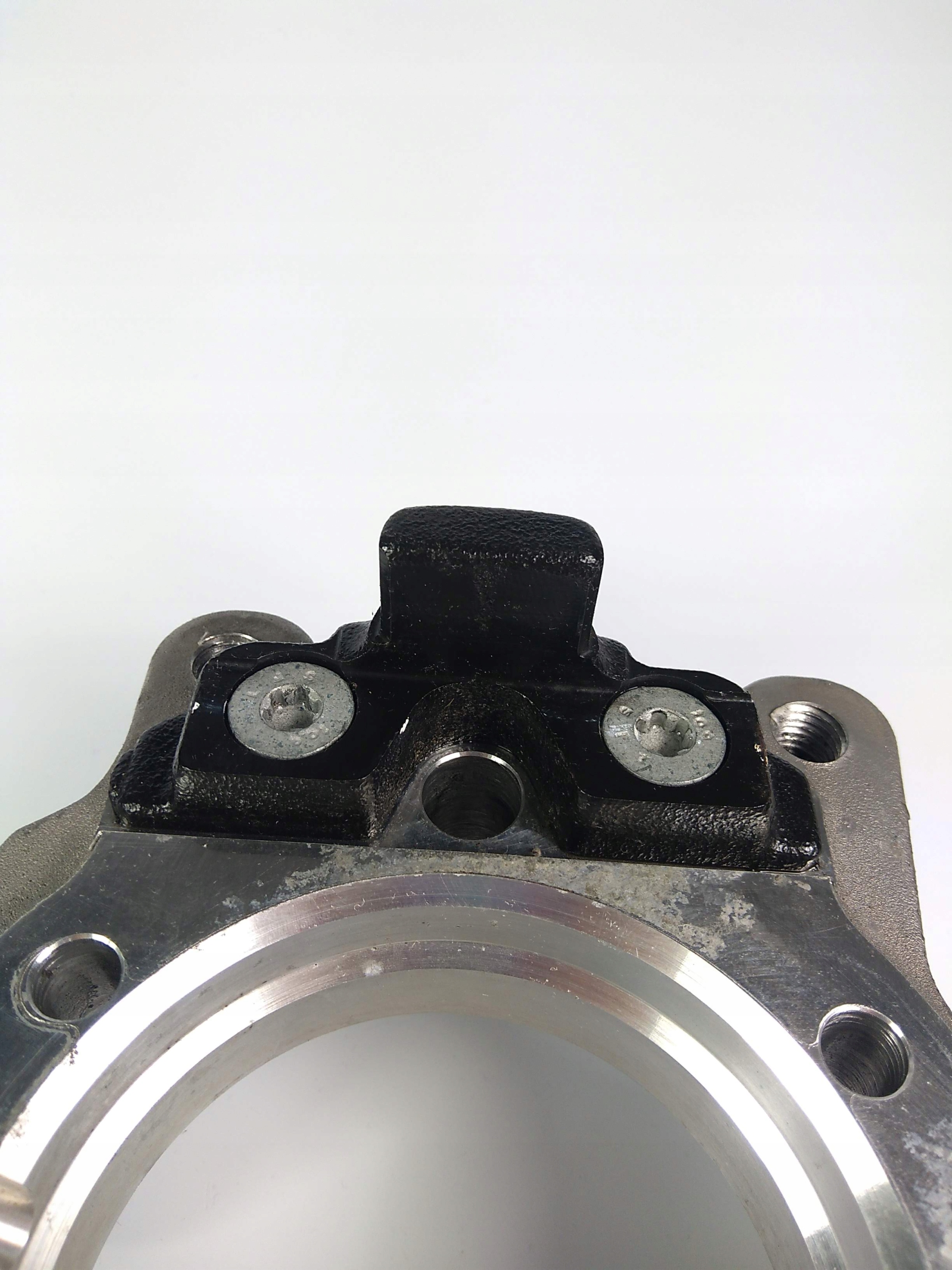 Dodge Charger Challenger 2015+ lift swing left rear rear part 3.6, 5.7