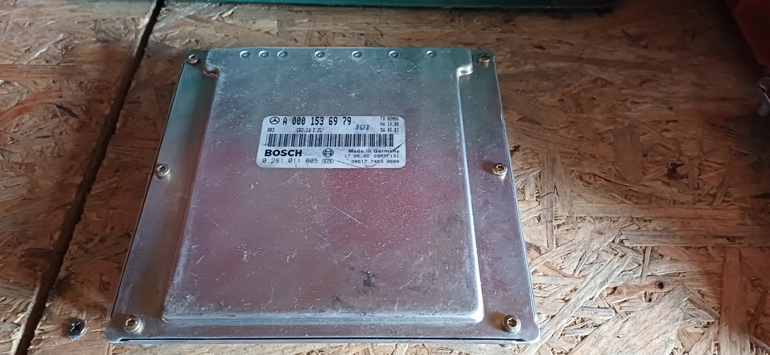 MERCEDES W203 2.2 CDI KOMPUTER STEROWNIK A0001536979 Producent części Bosch