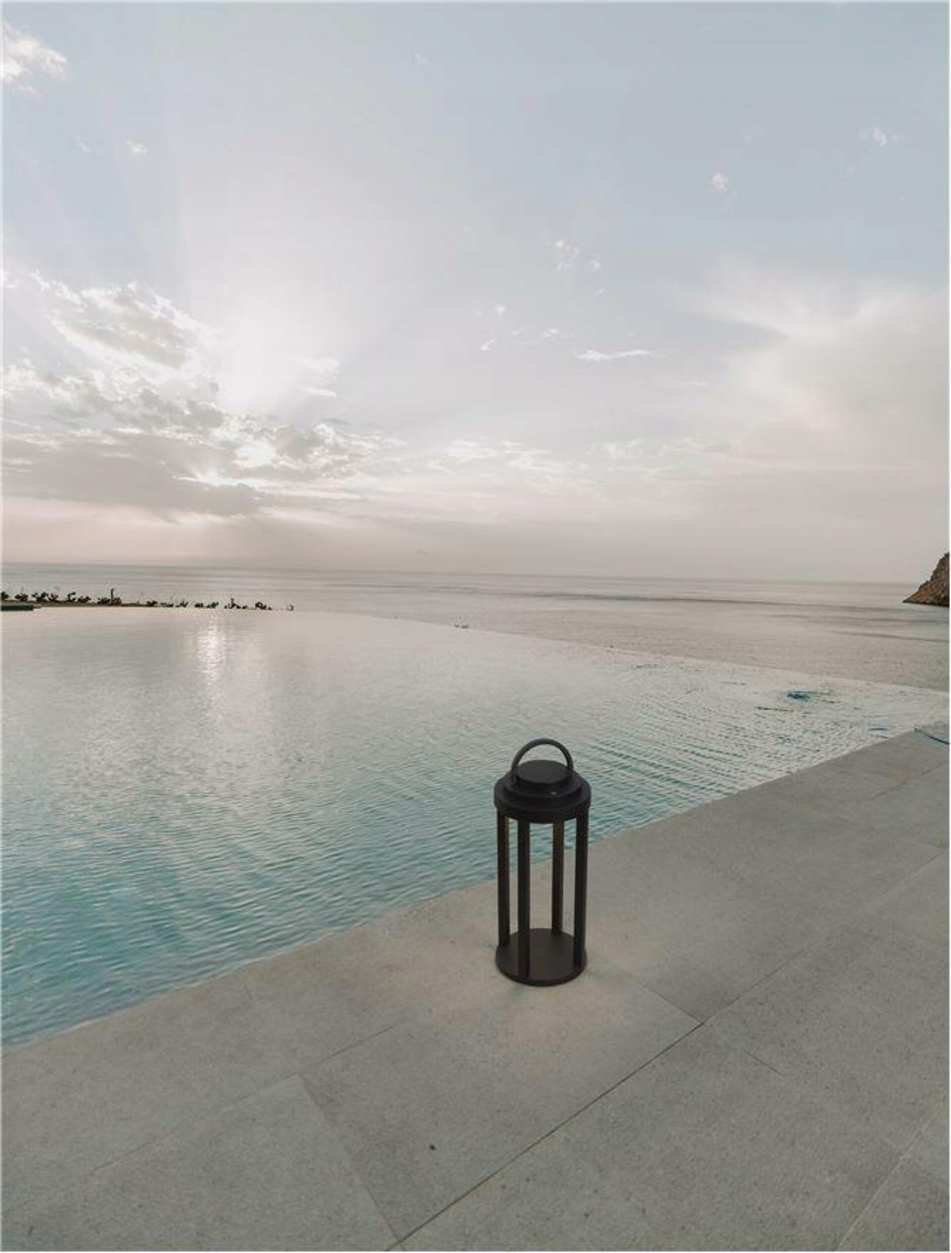 Nova Luce vonkajšia stolná lampa Mocha antracitový hliník a číre sklo Led 2W