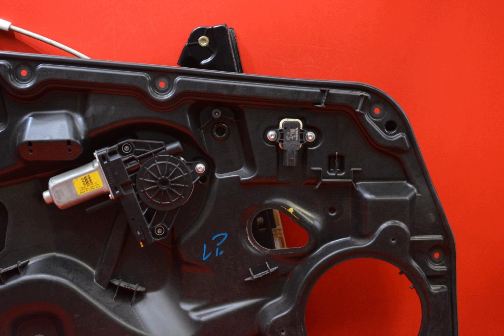 window regulator left front EU 30753327 VOLVO XC60 1 and LIFT 13-17
