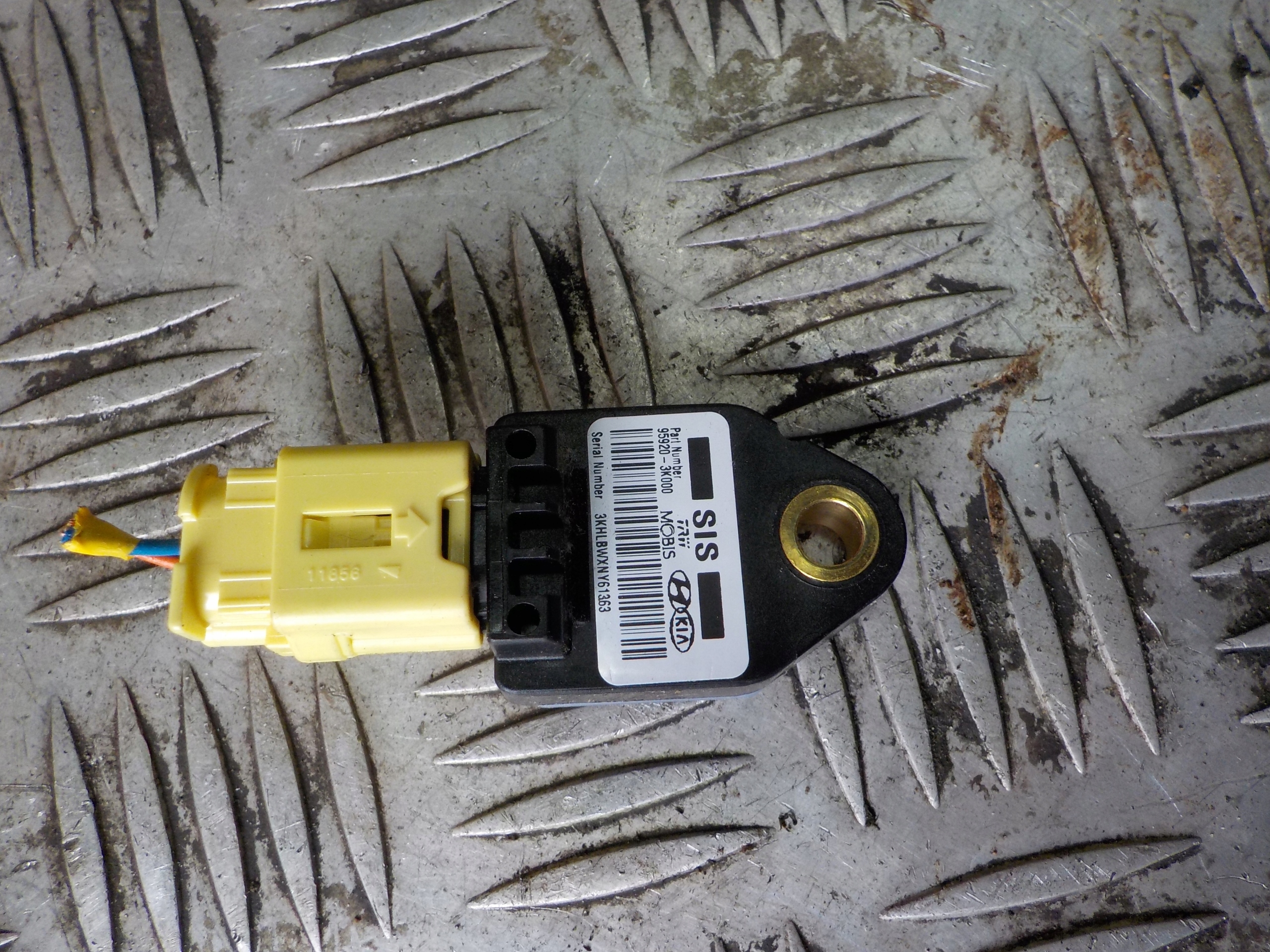 HYUNDAI I30 1 Crashsensor Drucksensor AIRBAG 95920-3K000