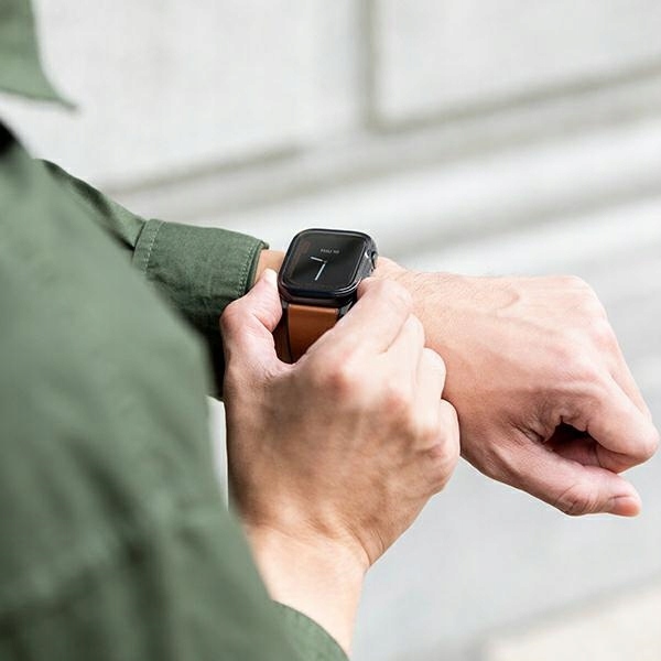 ETUI OBUDOWA OSŁONA DO APPLE WATCH 7 45MM - UNIQ Materiał tworzywo sztuczne