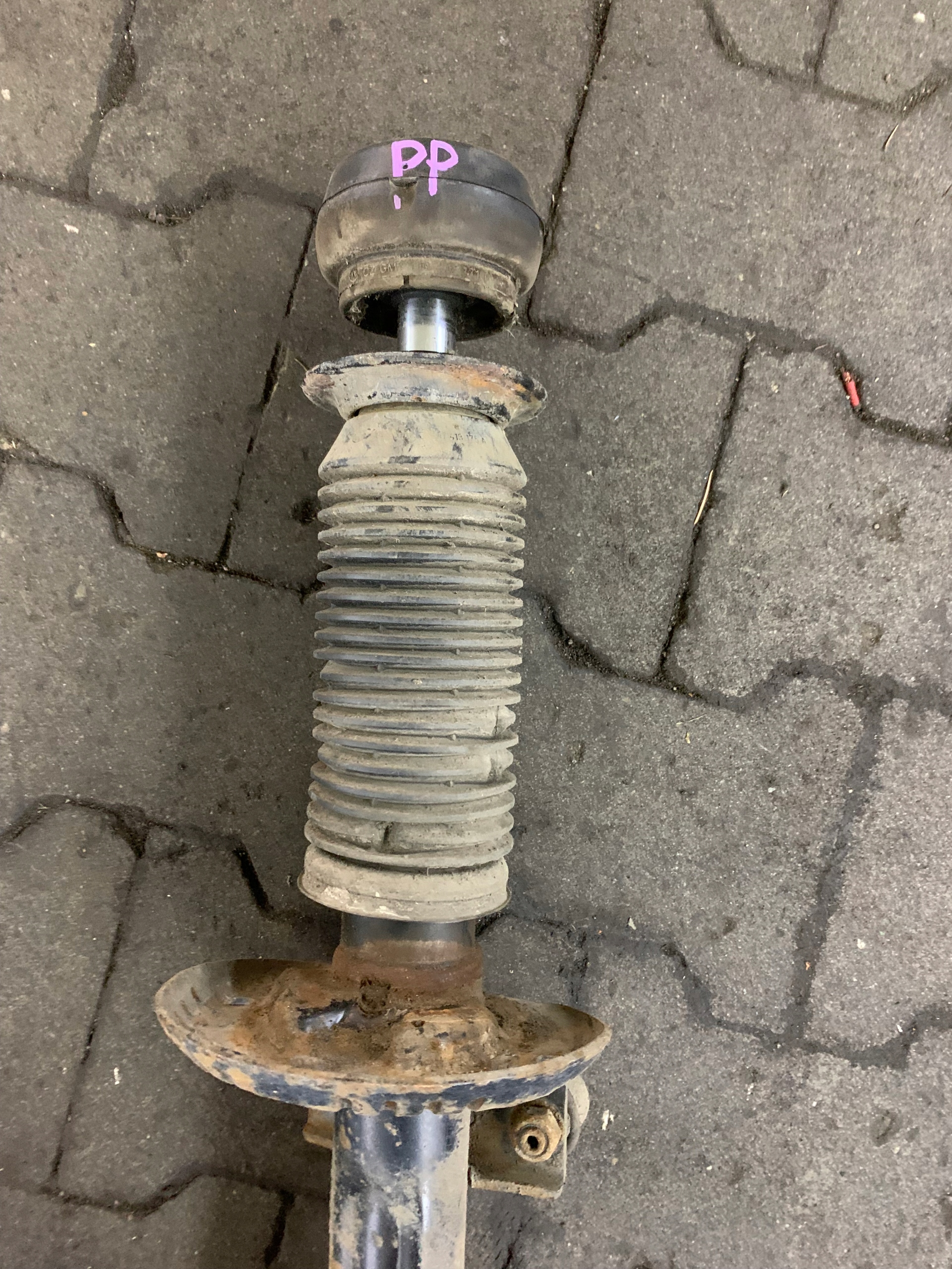 McPherson swing right front SKODA FABIA III 1.4 TDI 14-18