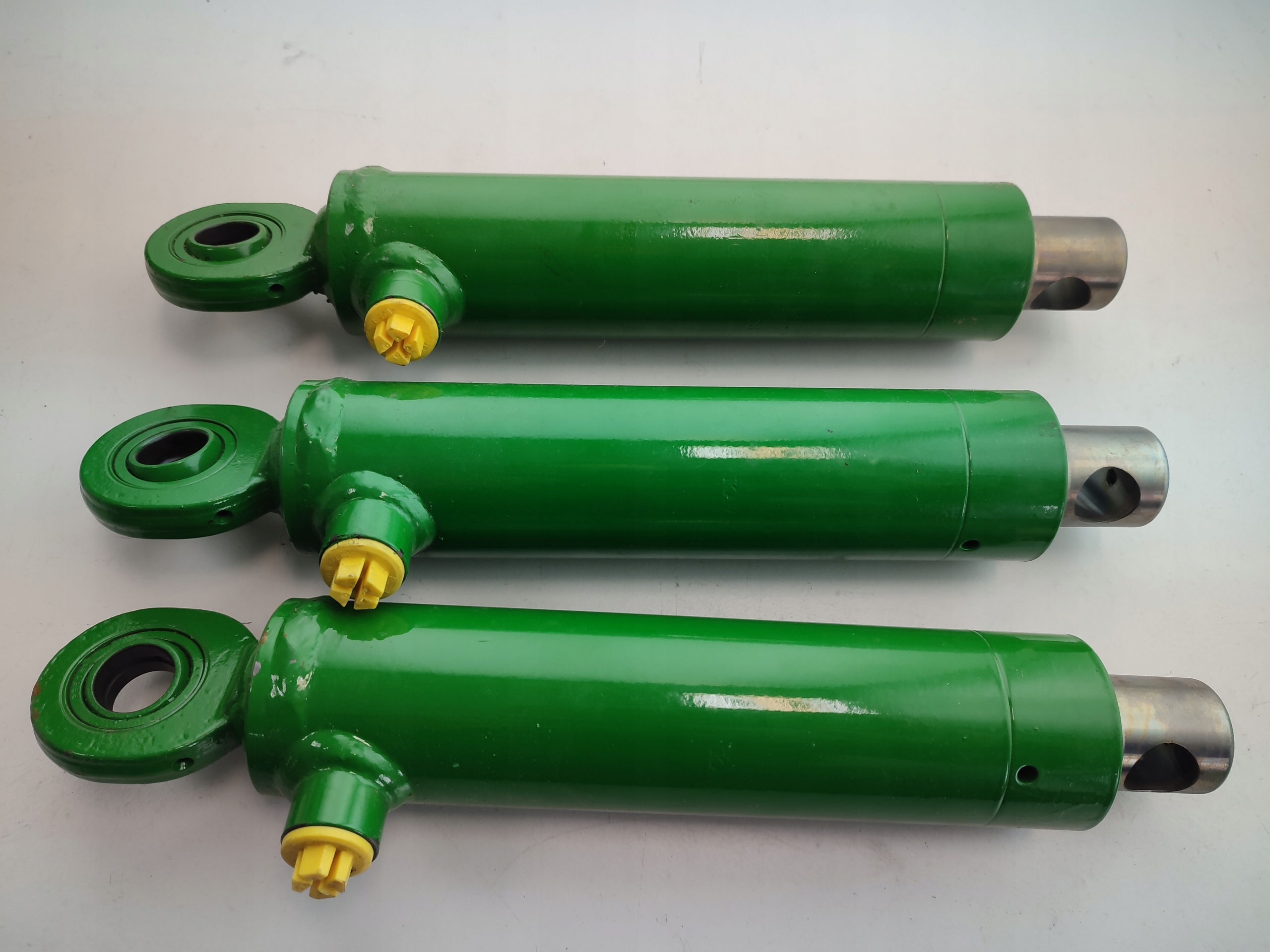 Siłownik hydrauliczny SATURN Kavee 10-03