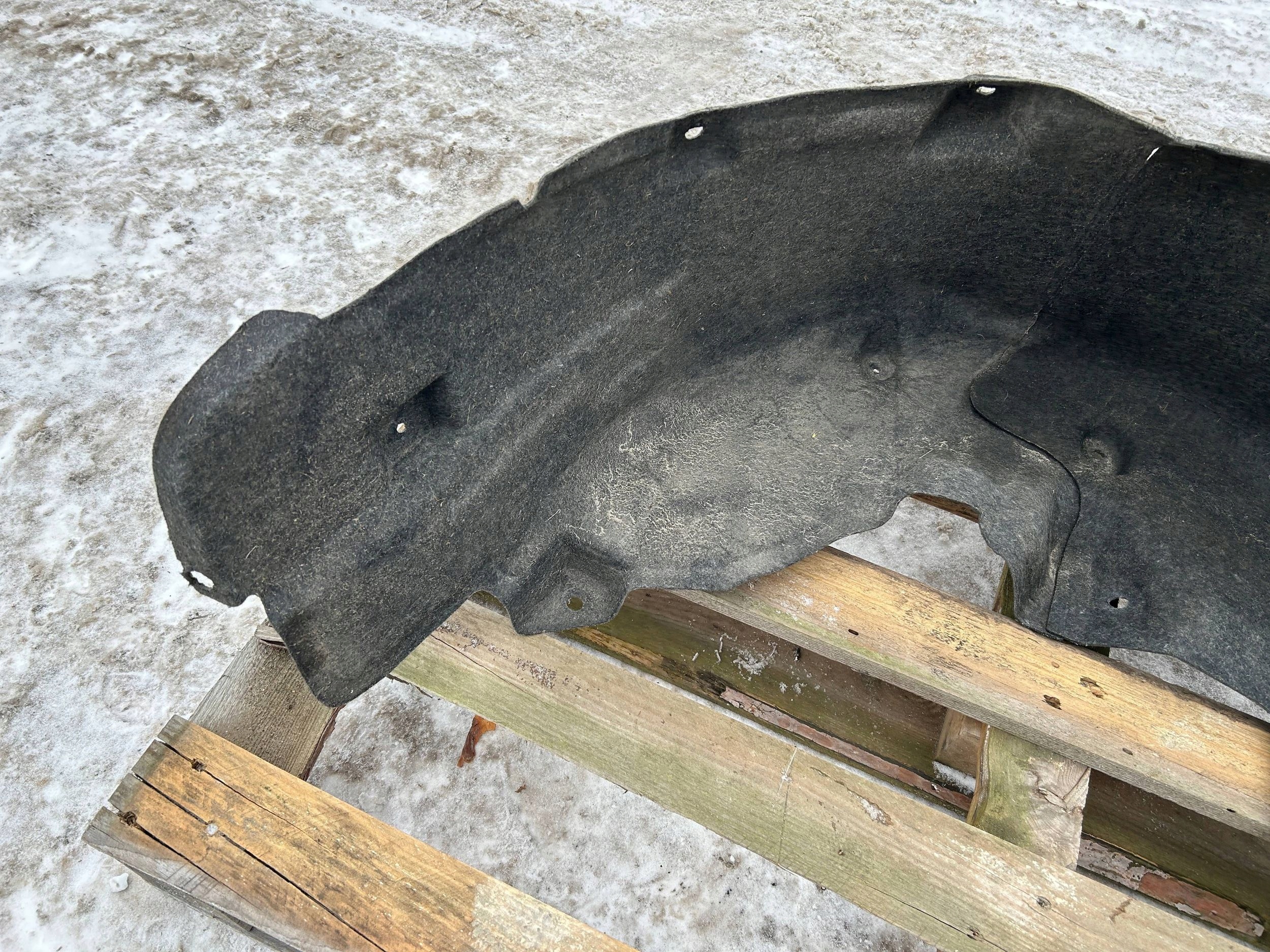 mudguard rear part rear. left Chrysler Pacifica 2017
