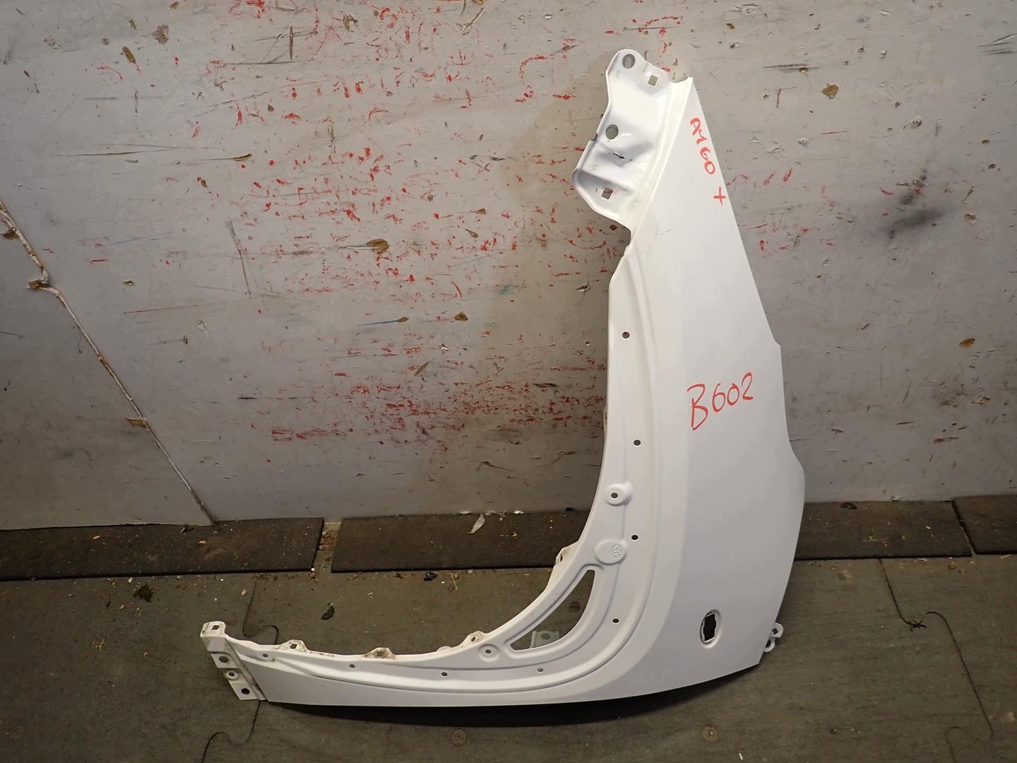 fender front front left TOYOTA AYGO X 2021