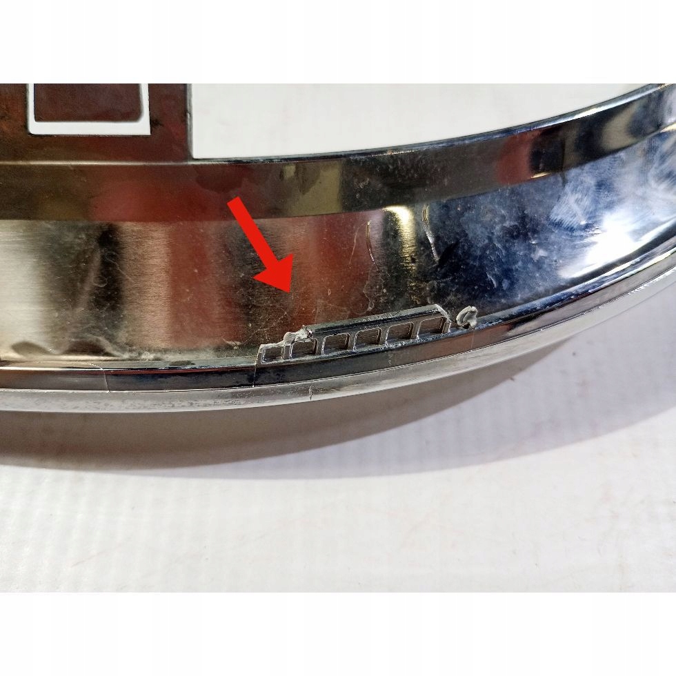 moulding frame cap grille grilla chrom Chrysler Pacifica 2021