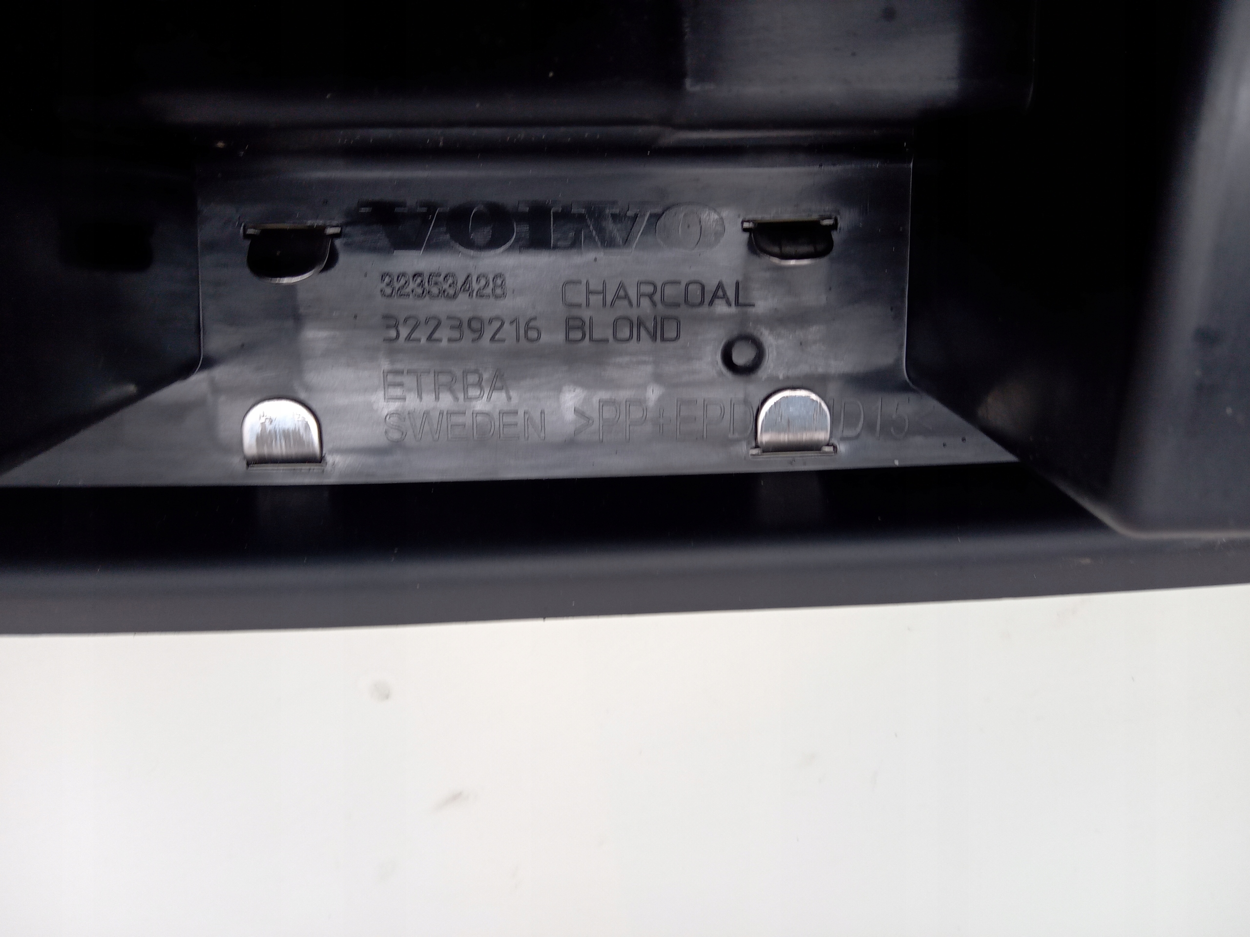 OSŁONA PROGU PASA BAGAŻNIKA VOLVO XC90 II Typ samochodu 4x4/SUV