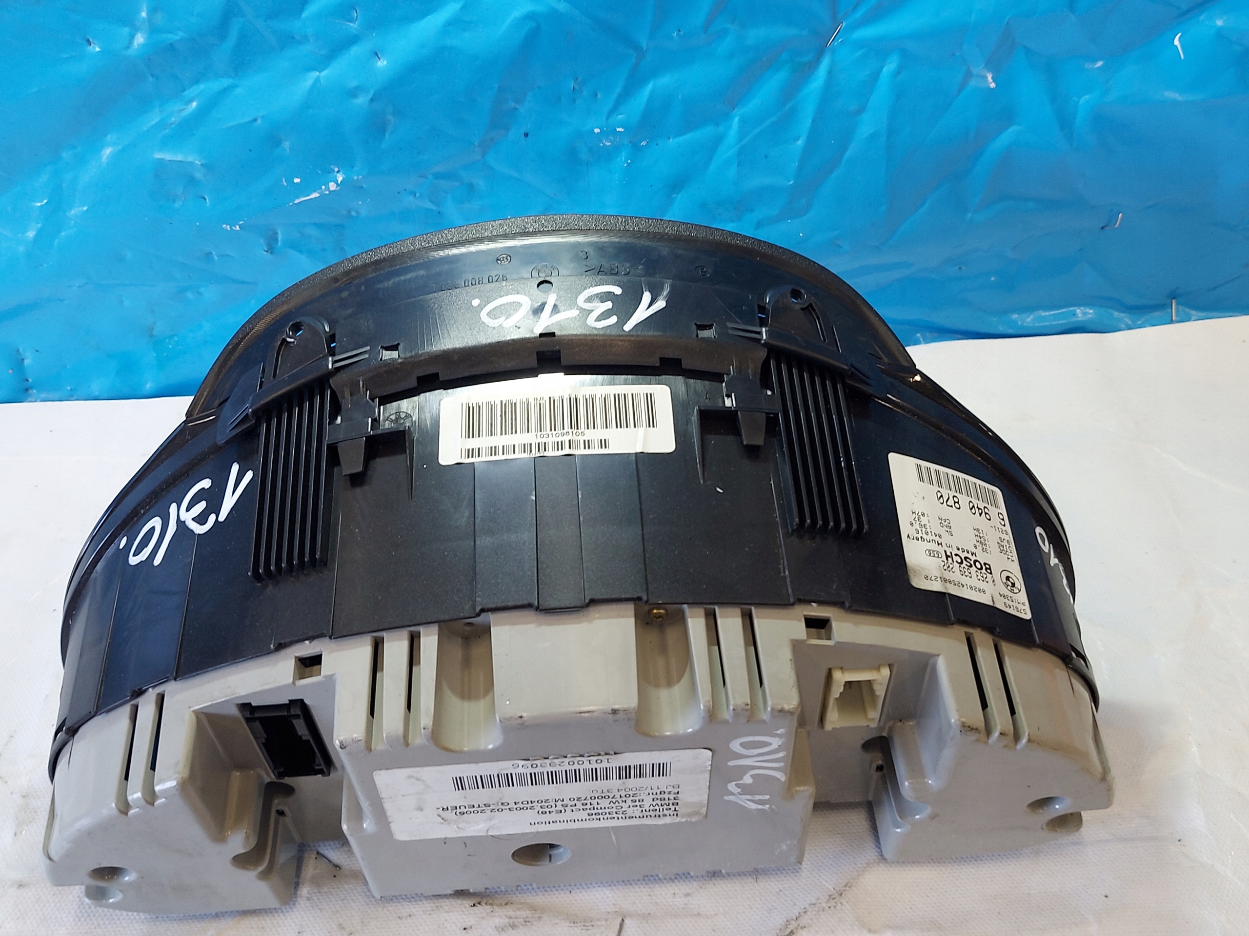 dials clock BMW 318D COMPACT 6940870