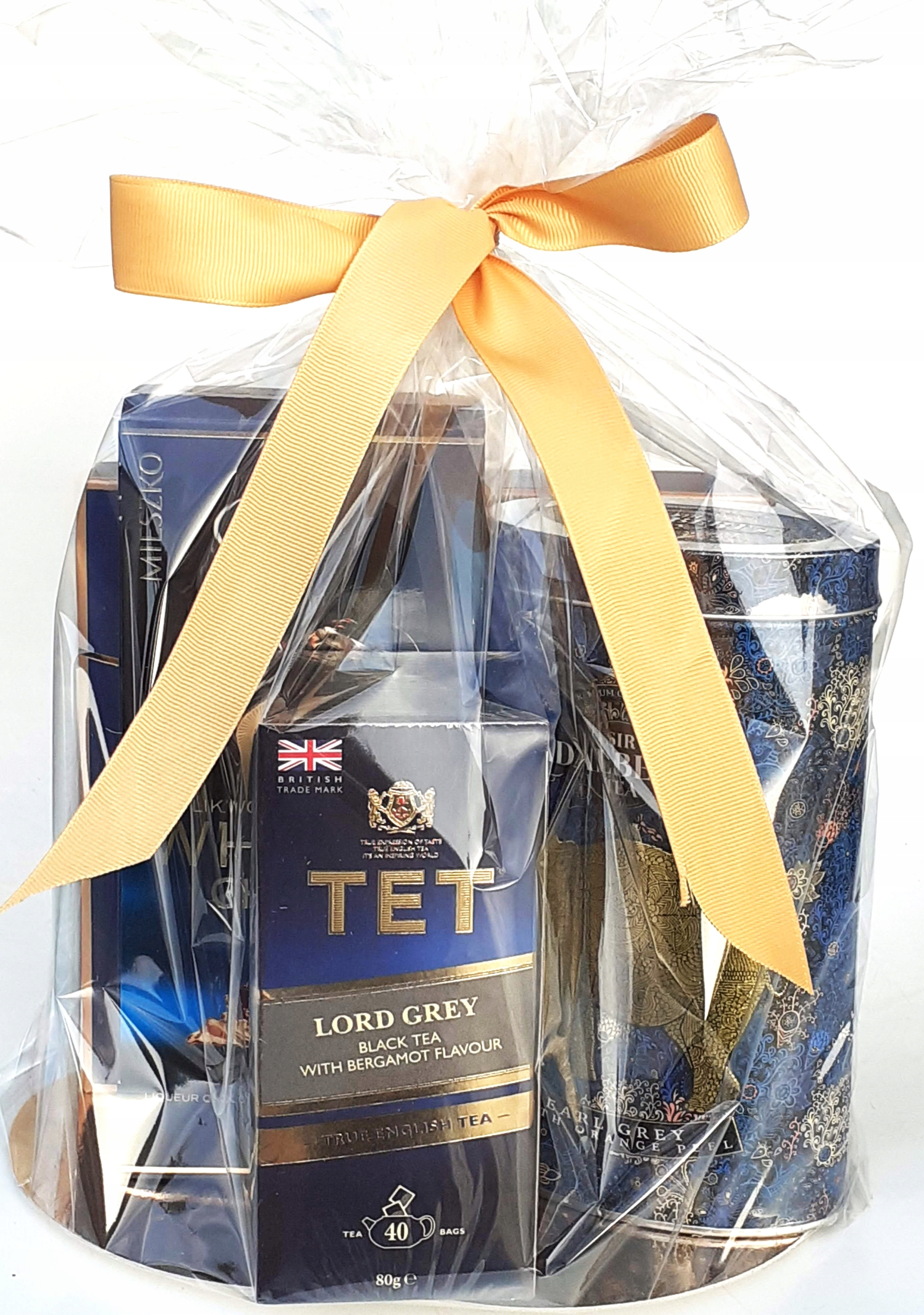 Dárková Sada košík sladkostí čaj balíček