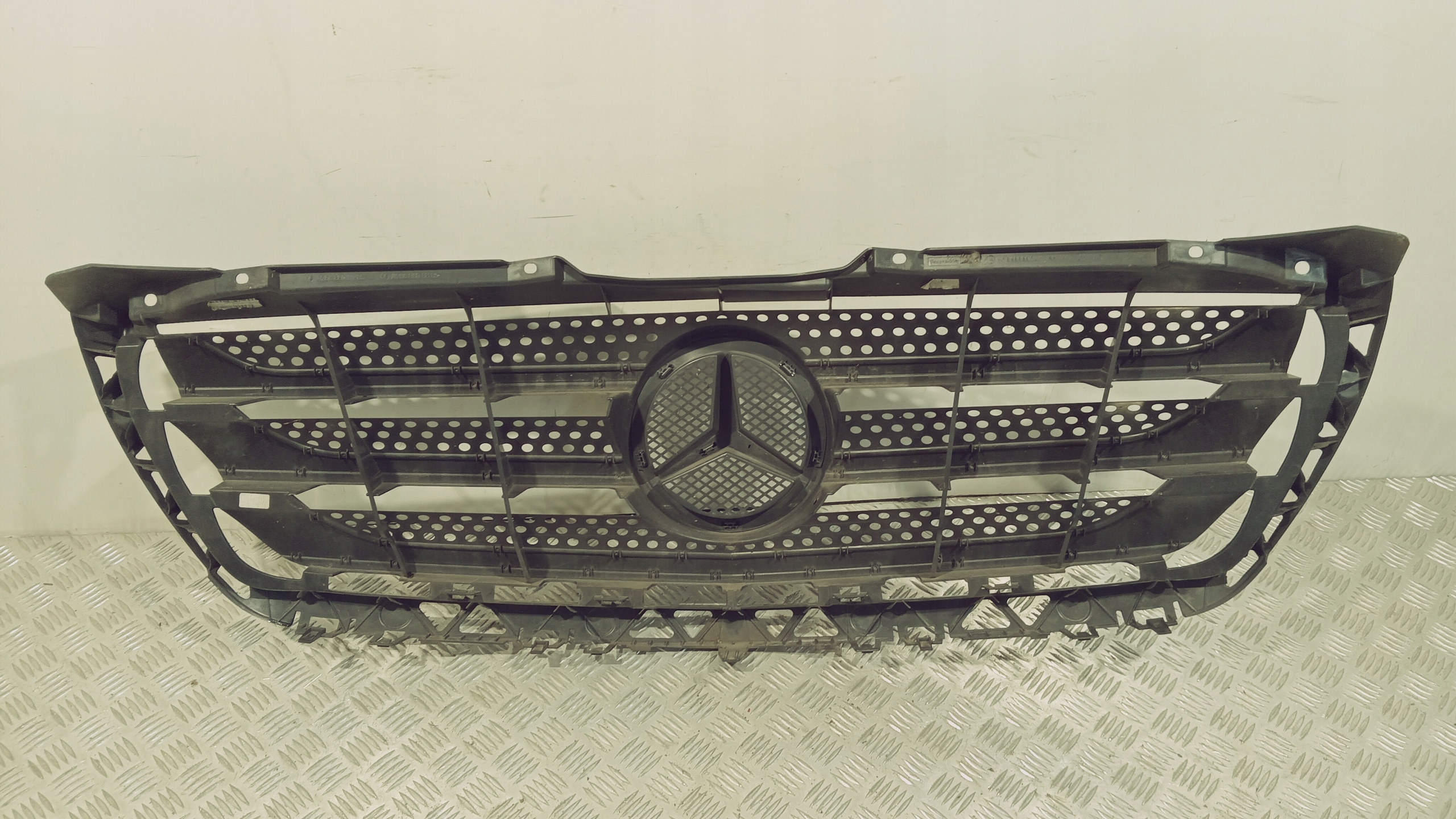 Mercedes-Benz Sprinter W910 Kühlergrill FRONTGRILL Kühlergitter A9068800885 - Thumbnail 10