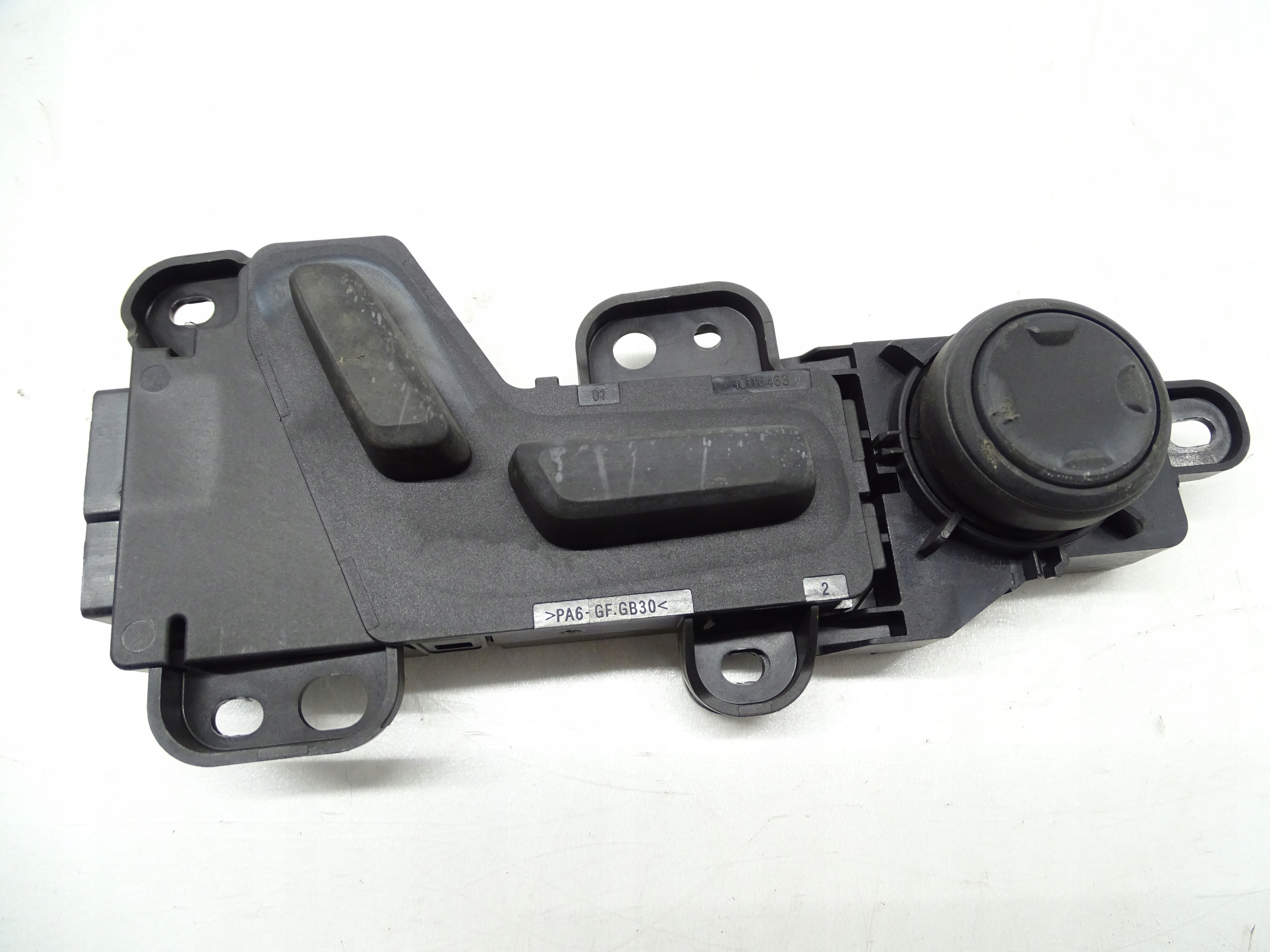 button PANEL switch control seat right VOLVO XC40 31419542
