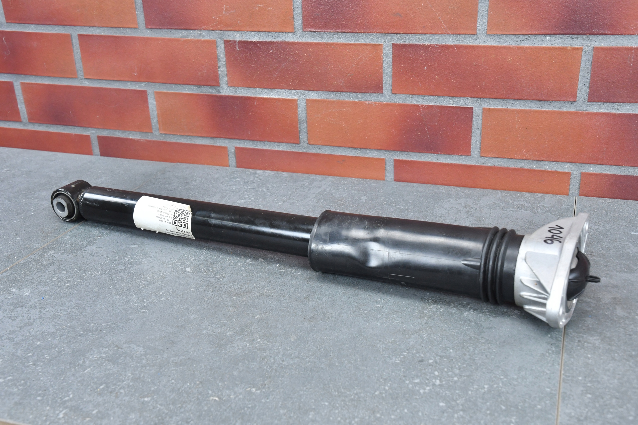 shock absorber left right rear part rear BMW X1 U11 6897360 M35iX