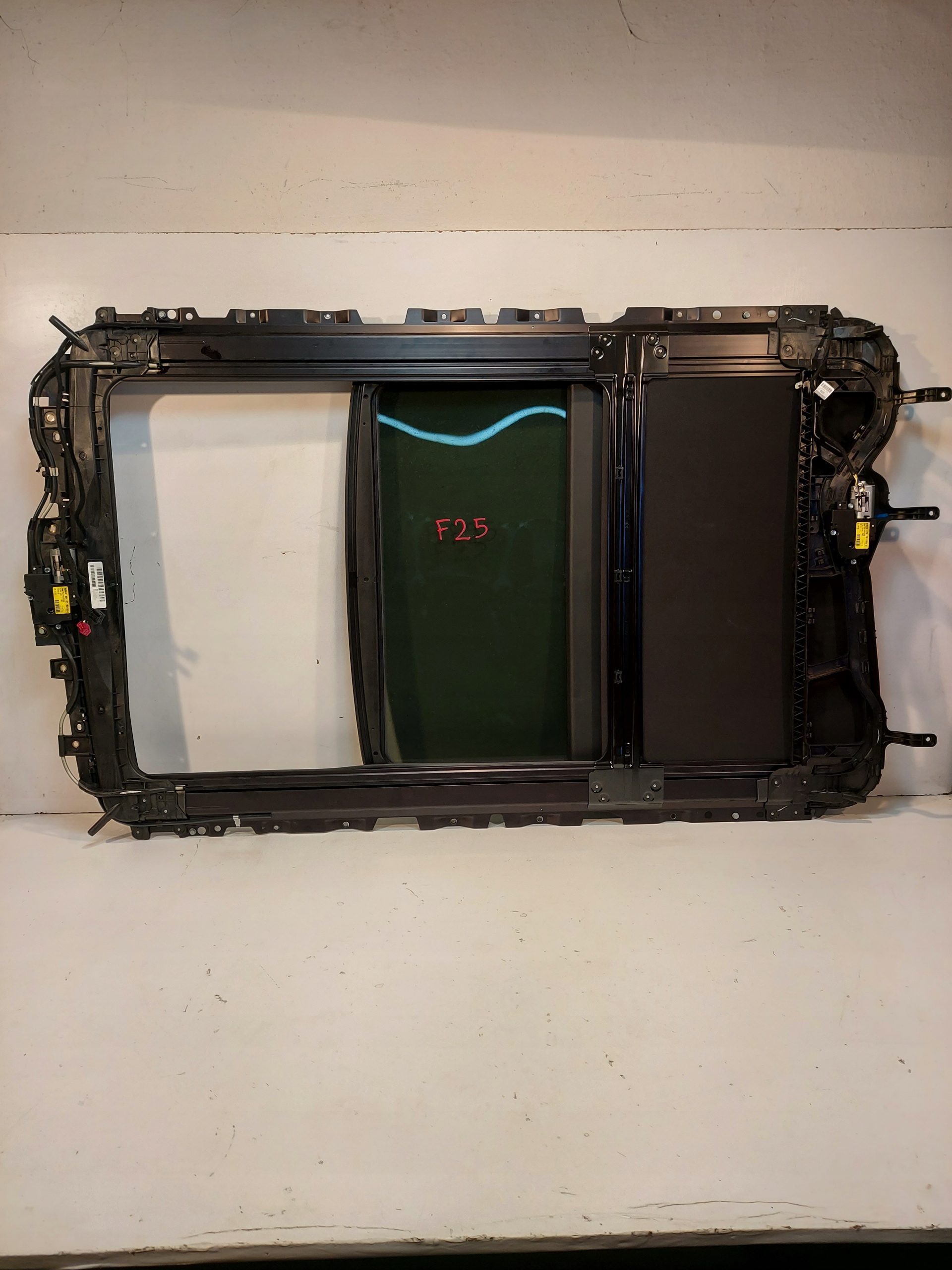 BMW X3 F25 Панорама дах люк в зборі