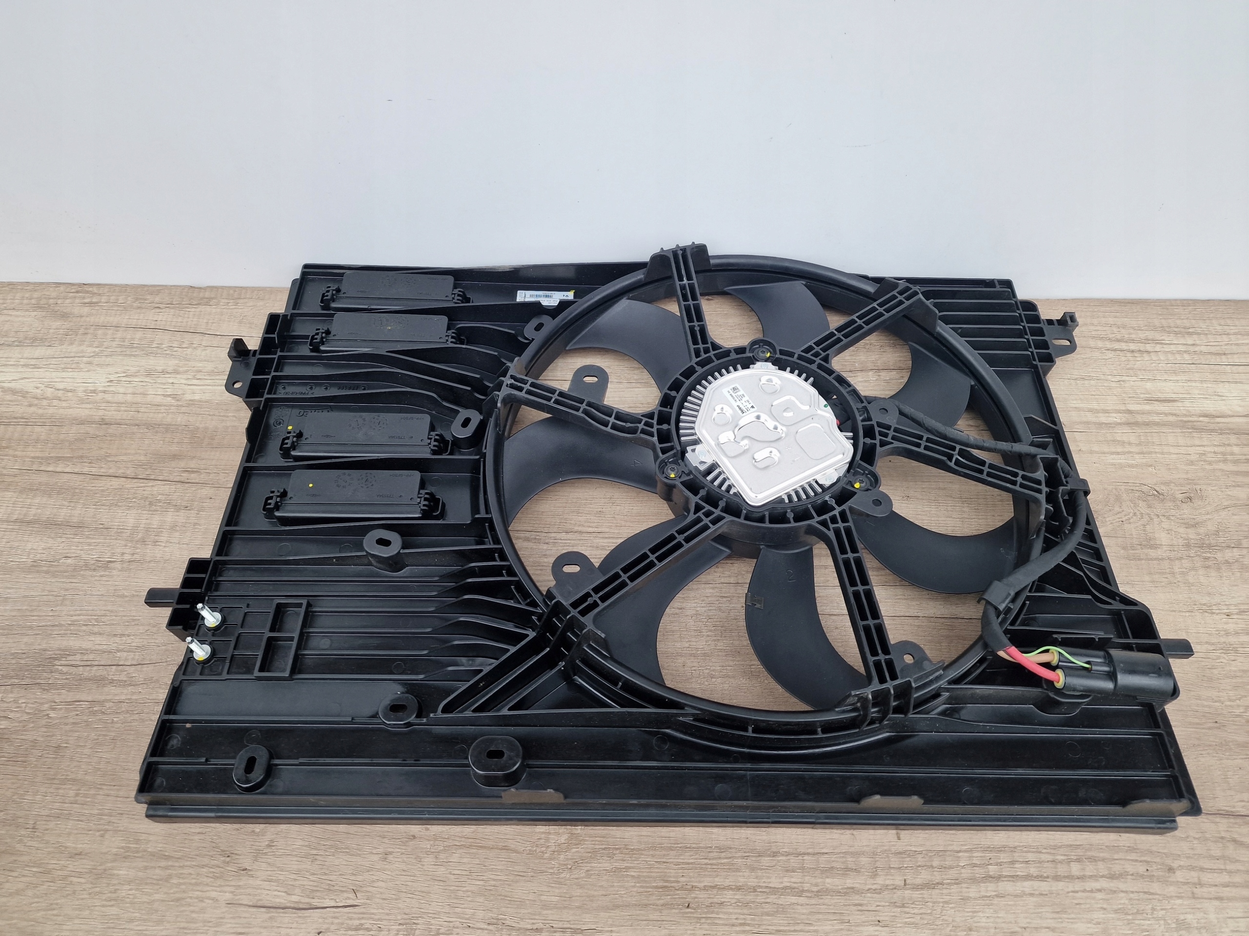 ventilátor chladiče KADJAR NISSAN QASHQAI novy