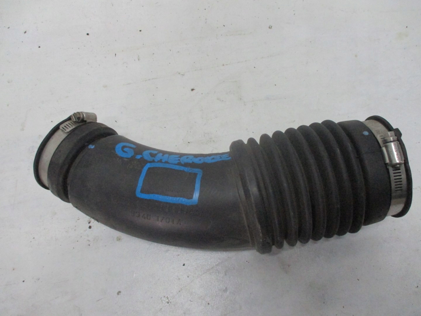 trouba intercoolera JEEP GRAND CHEROKEE 3,0CRDI