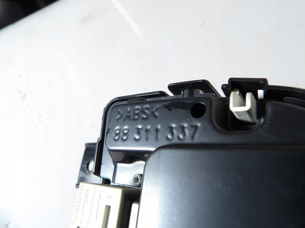 OPEL VECTRA C dials clock 88311337