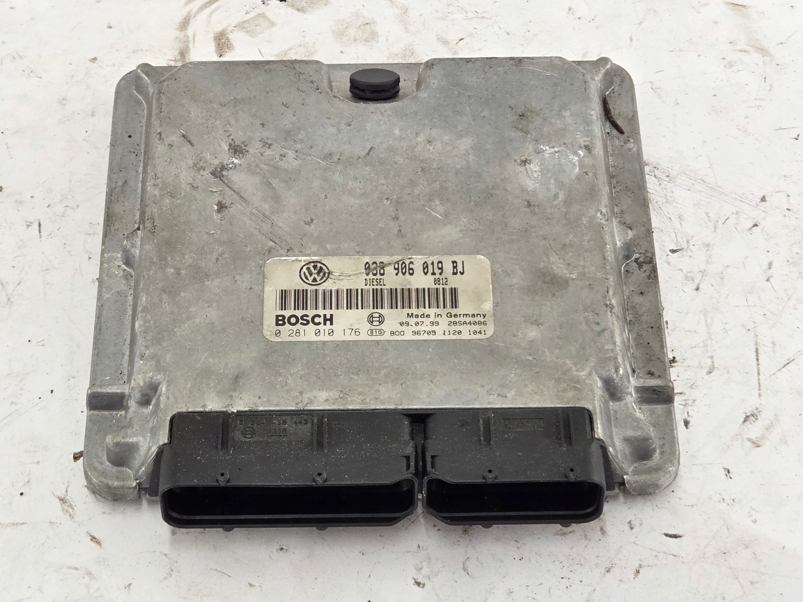 VW PASSAT B5 1.9 TDI control unit of the engine 038906019BJ