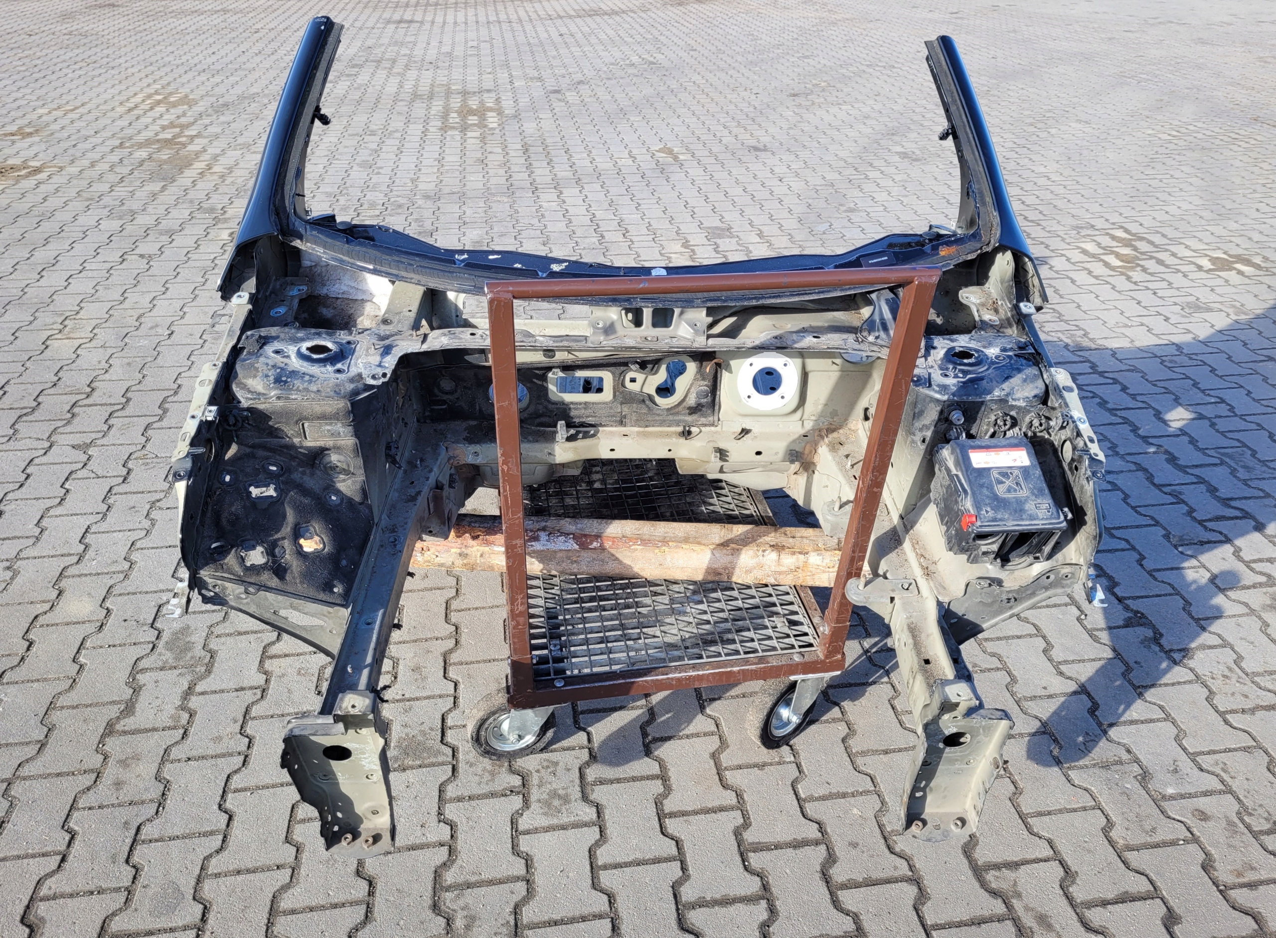quarter front quarter right PEUGEOT 308 II T9